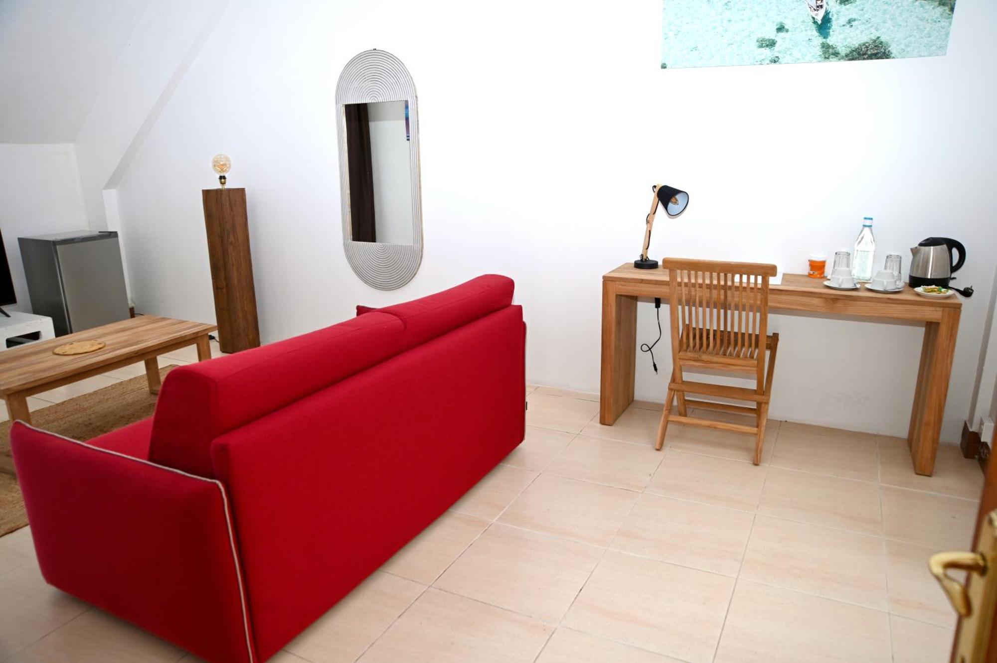 Deluxe Suite with Sea View