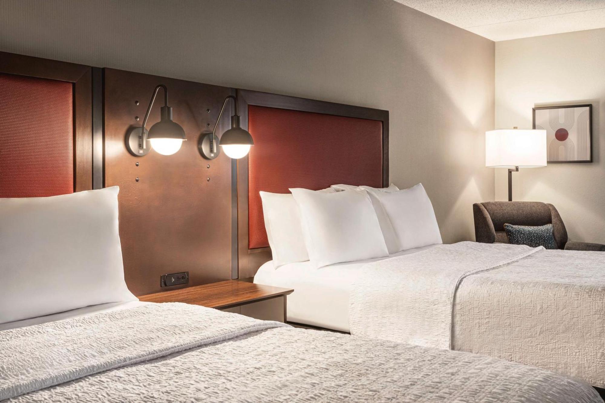 Room with Two Queen Beds - Non-Smoking