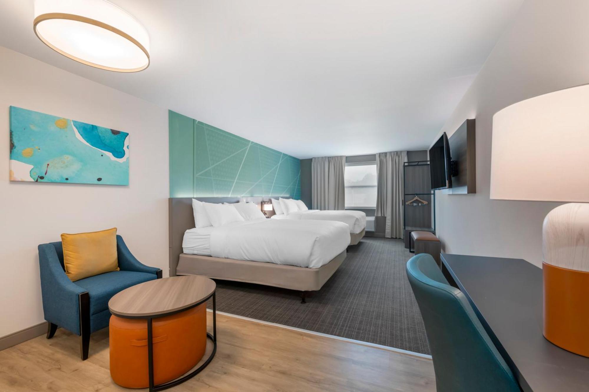 Queen Suite with Two Queen Beds - Disability Access/Non-smoking