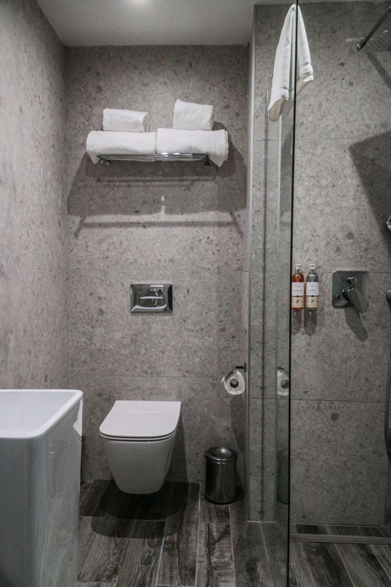 Comfort Twin Room - Non-Smoking