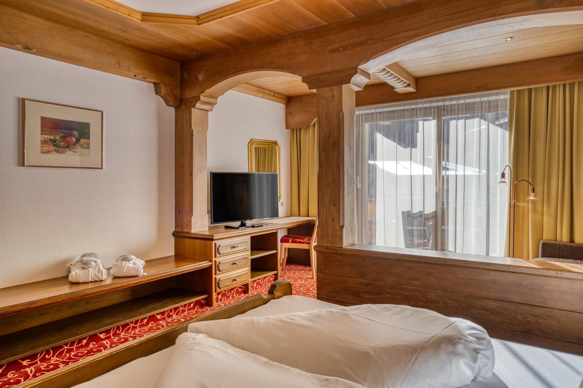Classic Double Room