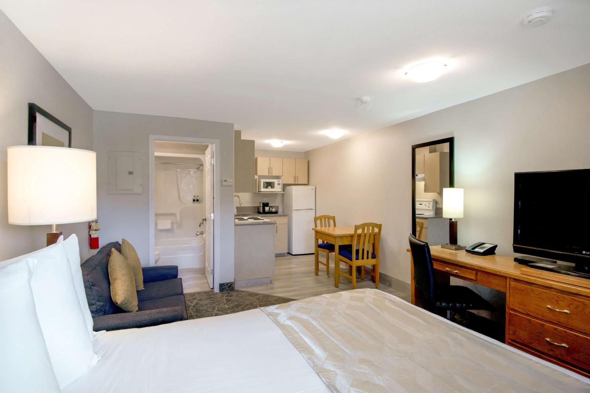 Coast Queen Pet Friendly