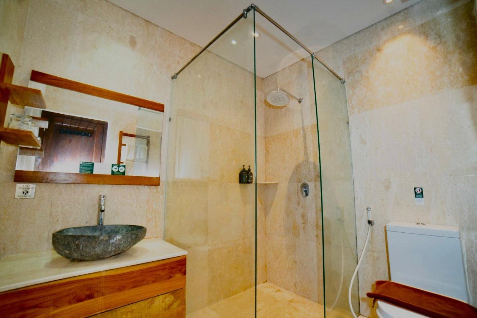 Executive Twin Room with Lake View