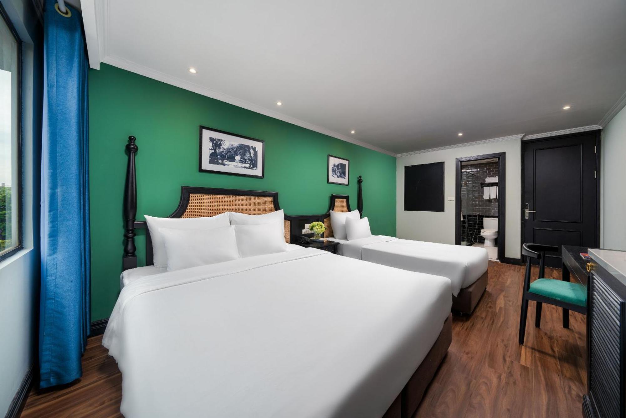 Deluxe Family Suite