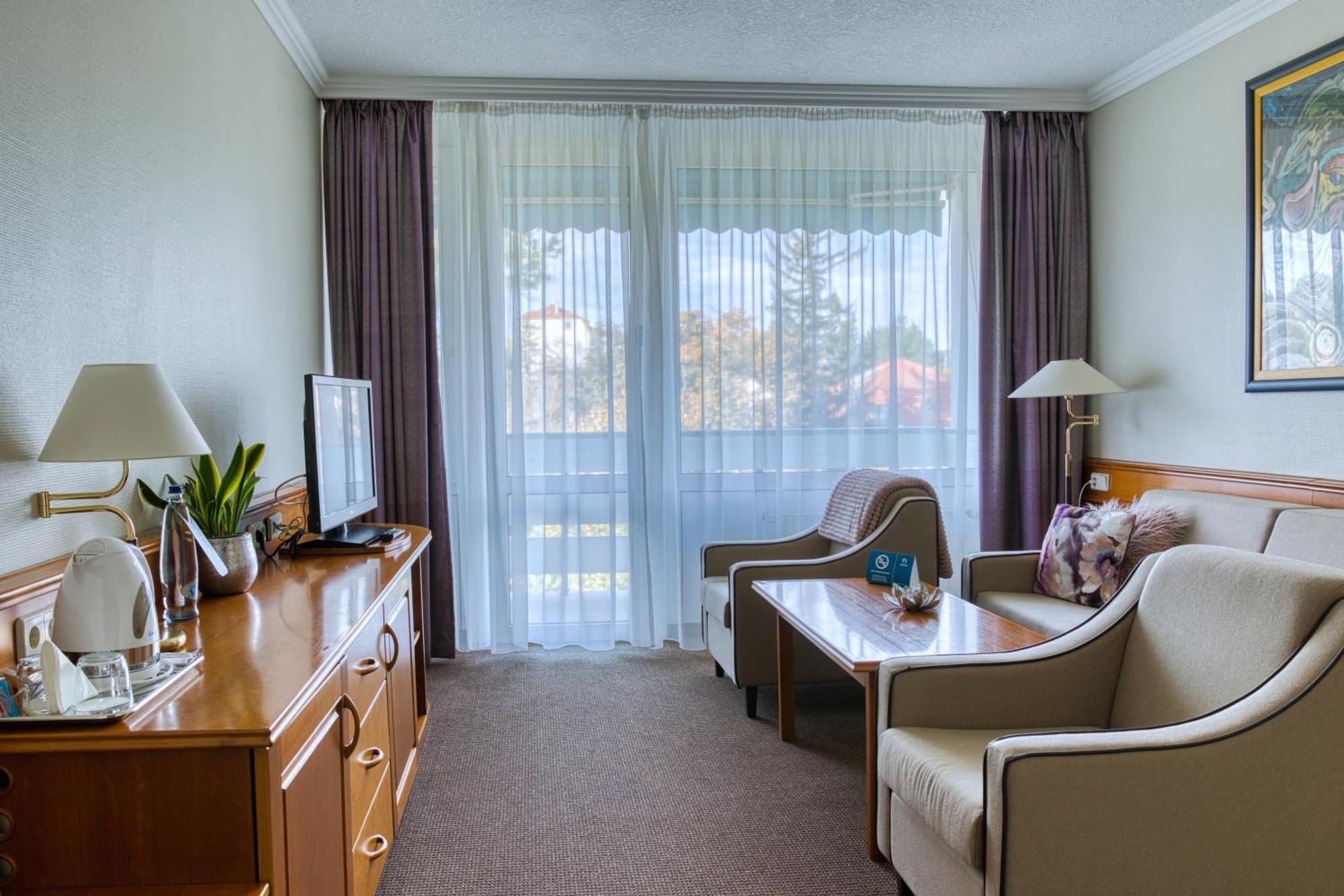 Suite with Wellness and Fitness Access