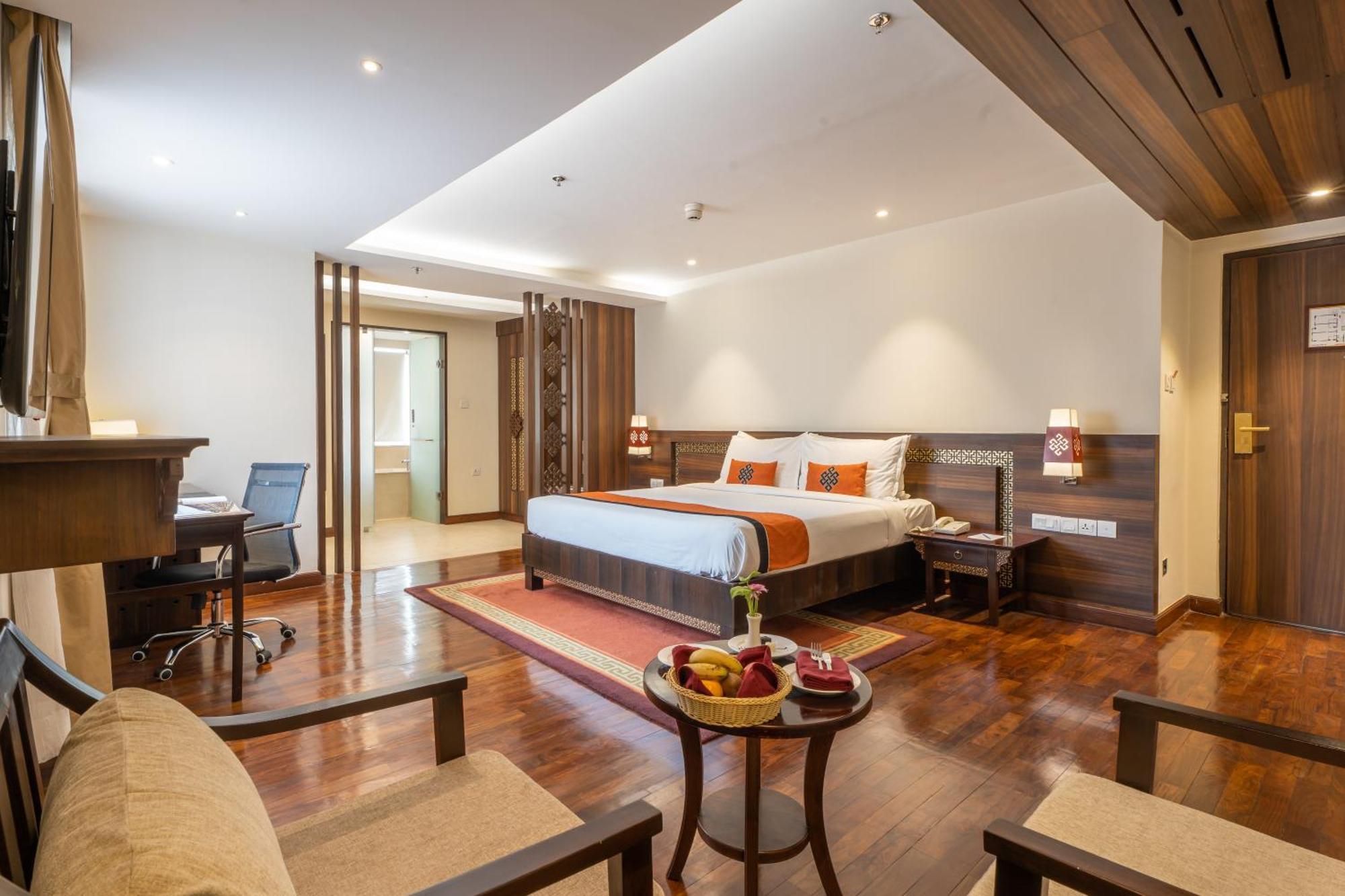 Deluxe King Room