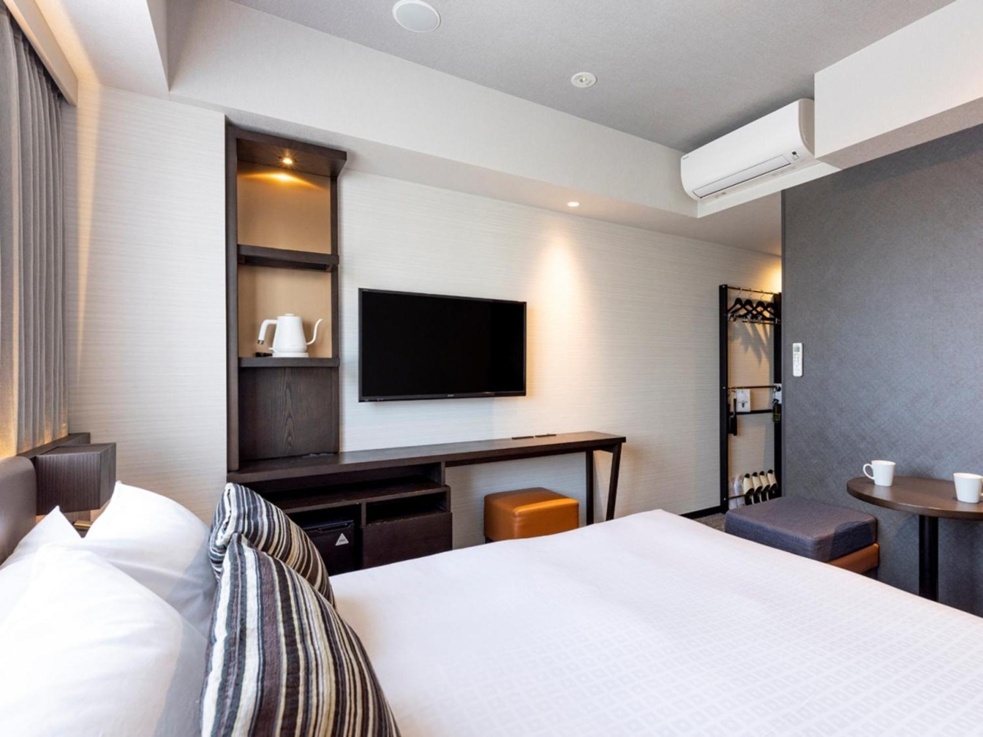 Moderate Double Room (1 Adult) - Non-Smoking