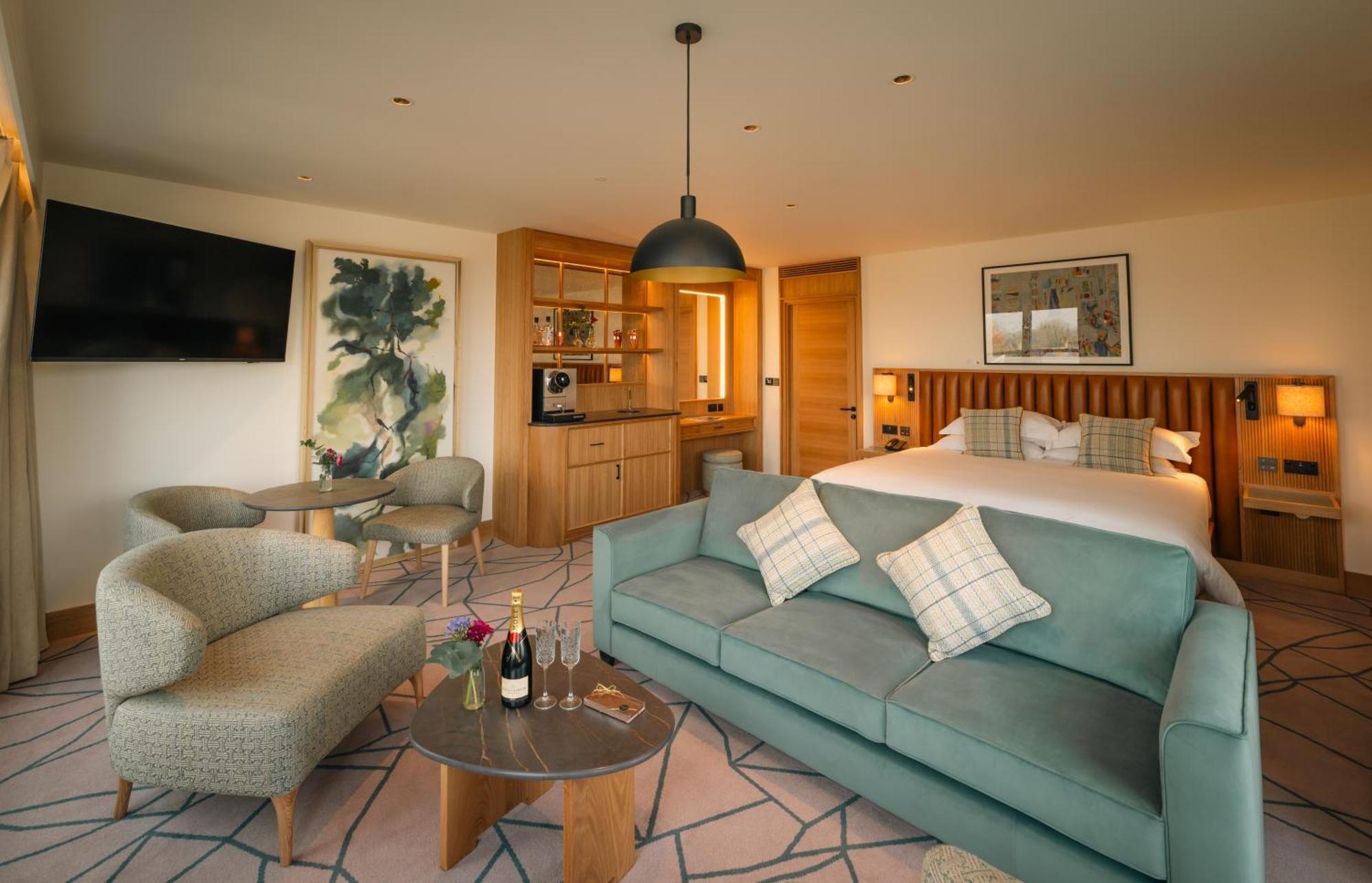Castle View Suite