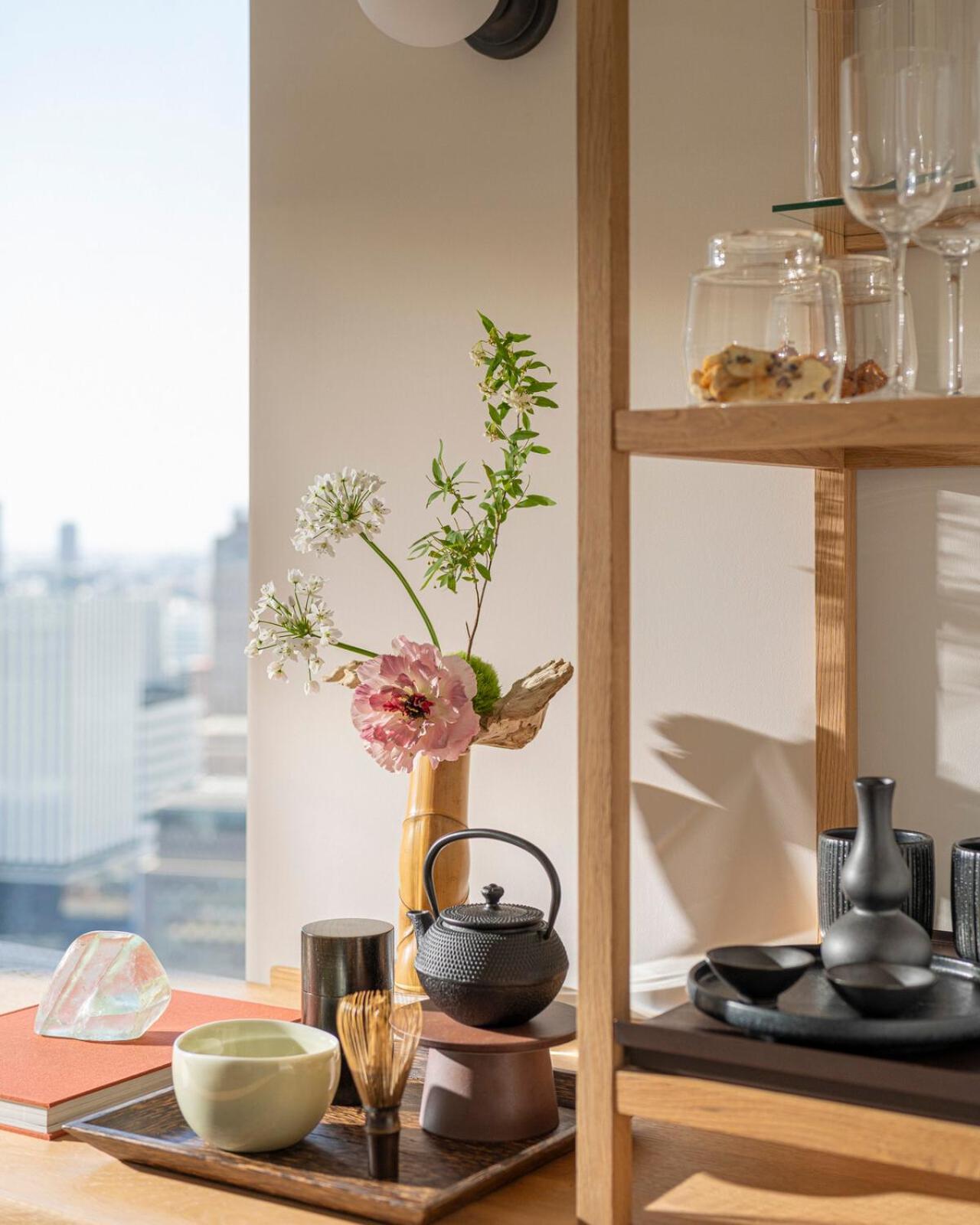 Tatami Corner King Suite