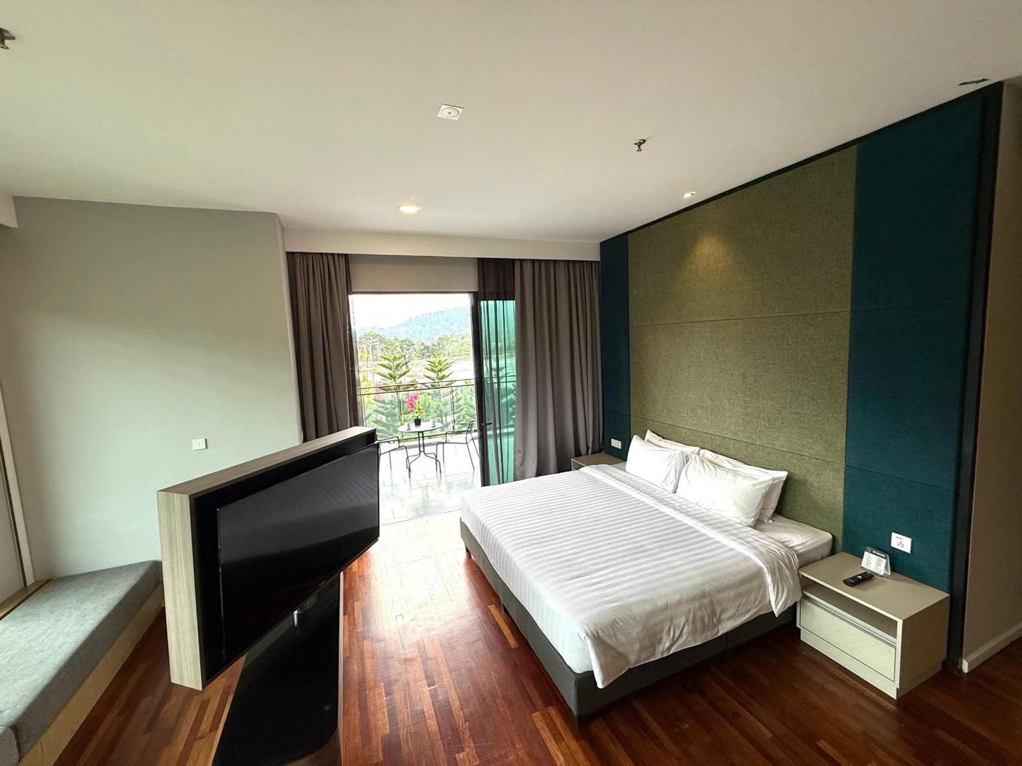 Executive Suite