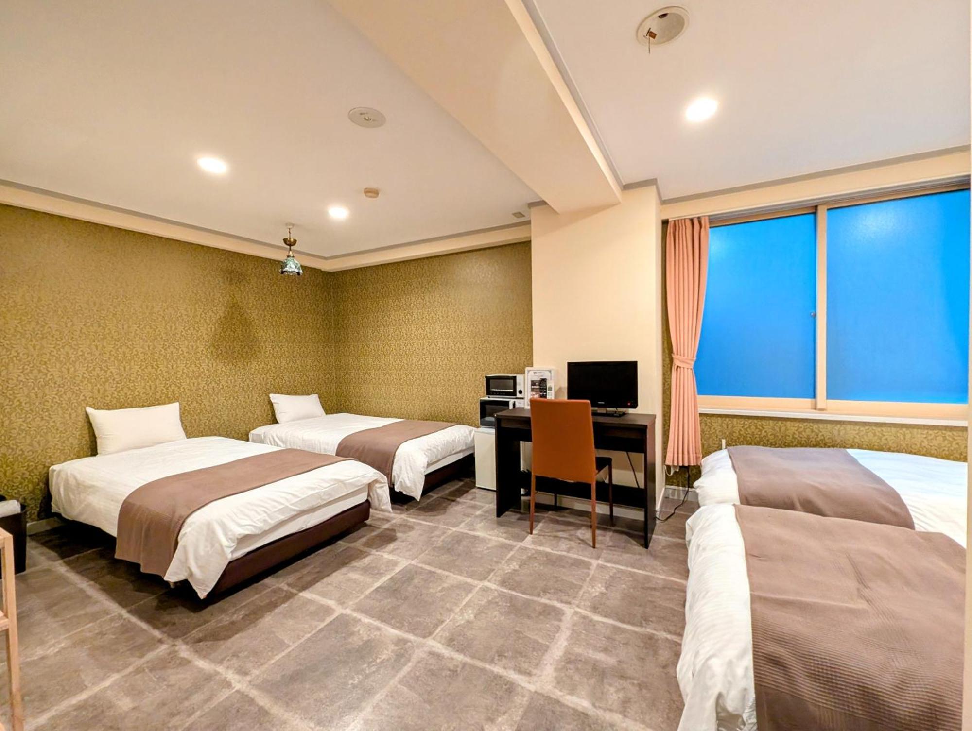 Moderate Quadruple Room