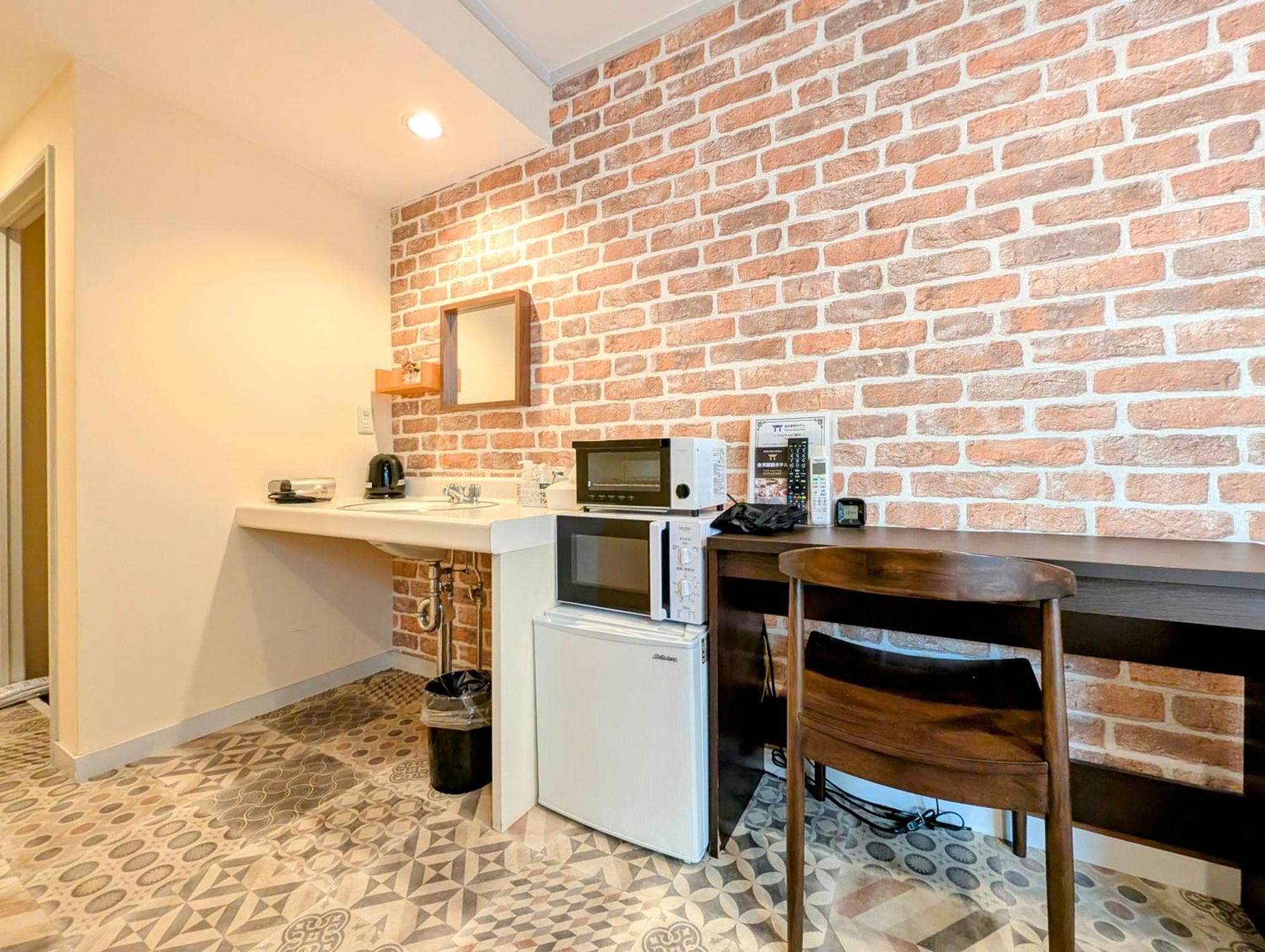 Moderate Room with One Single Bed and One Double Bed