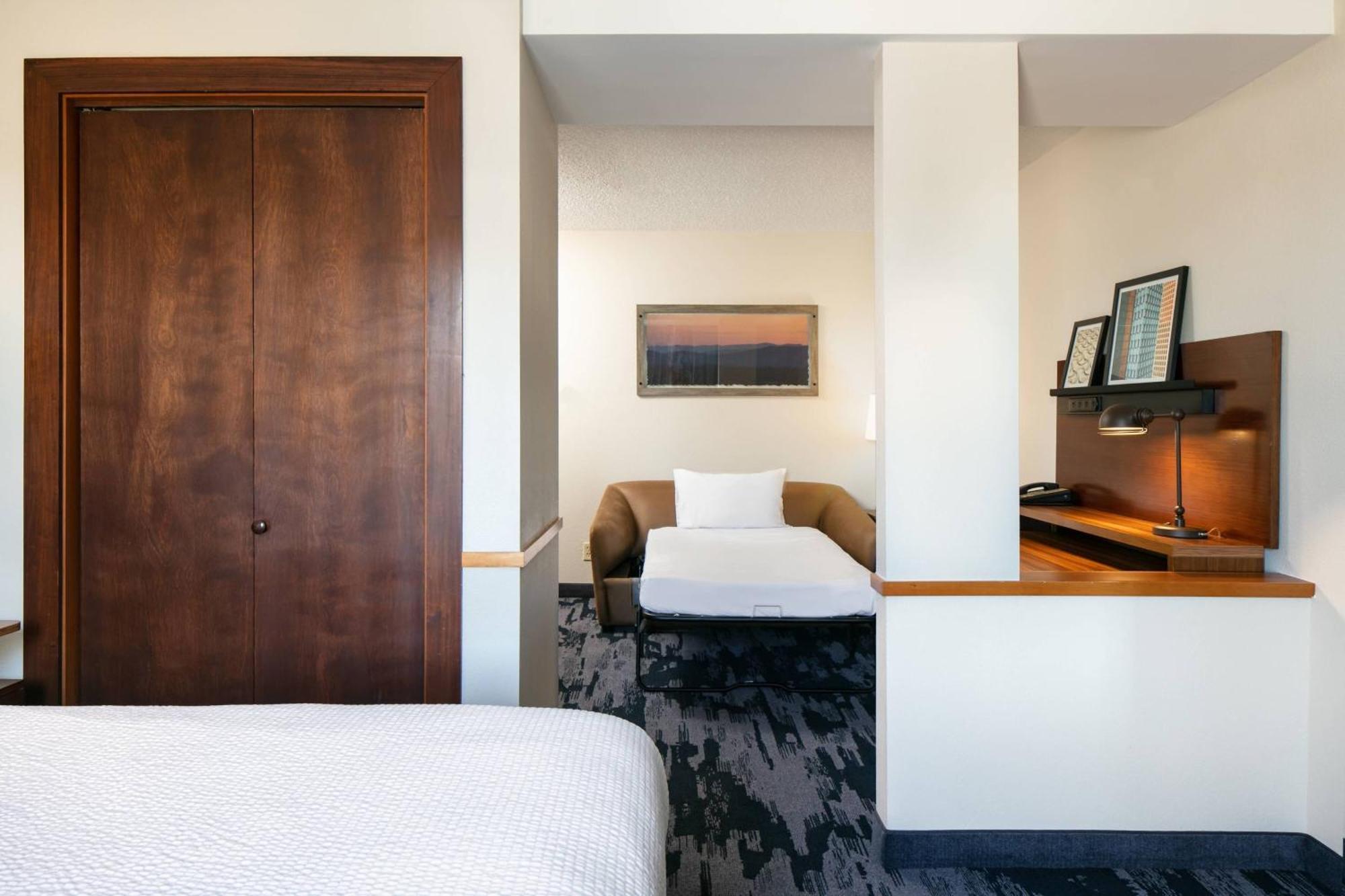 King Room with Sofa Bed