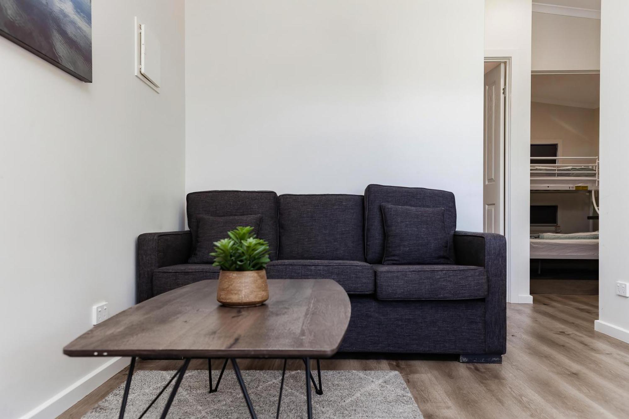 Holiday Cabin (5 Guests)