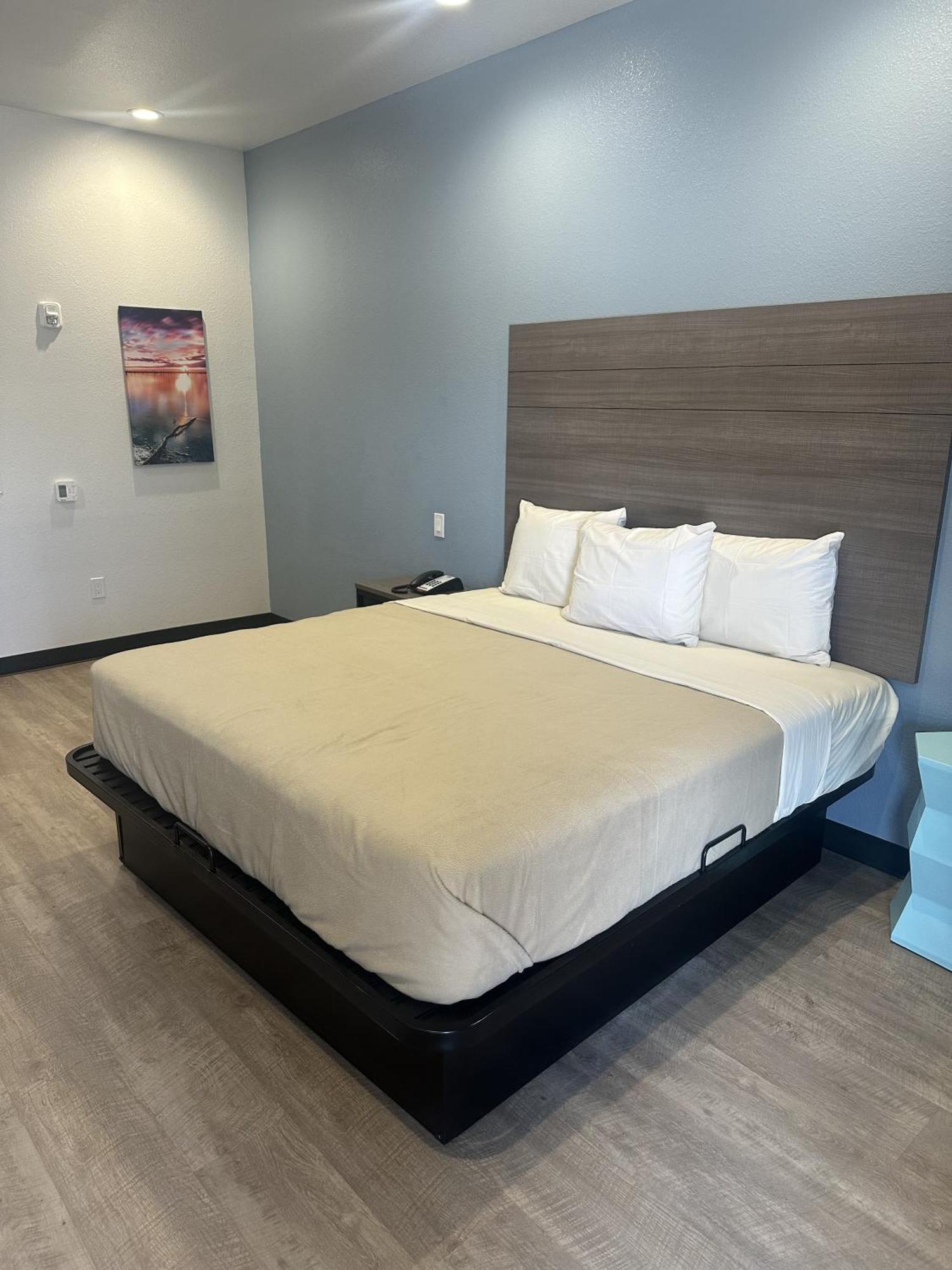 King Room - Disability Access