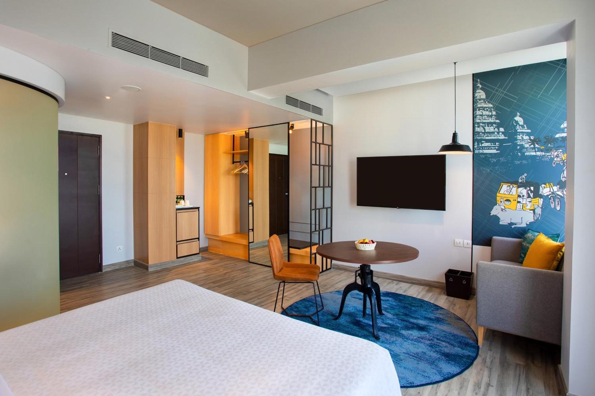 Executive Double Bed Room - 10% Off on Restaurant, INR 500 hotel credits on F&B per stay