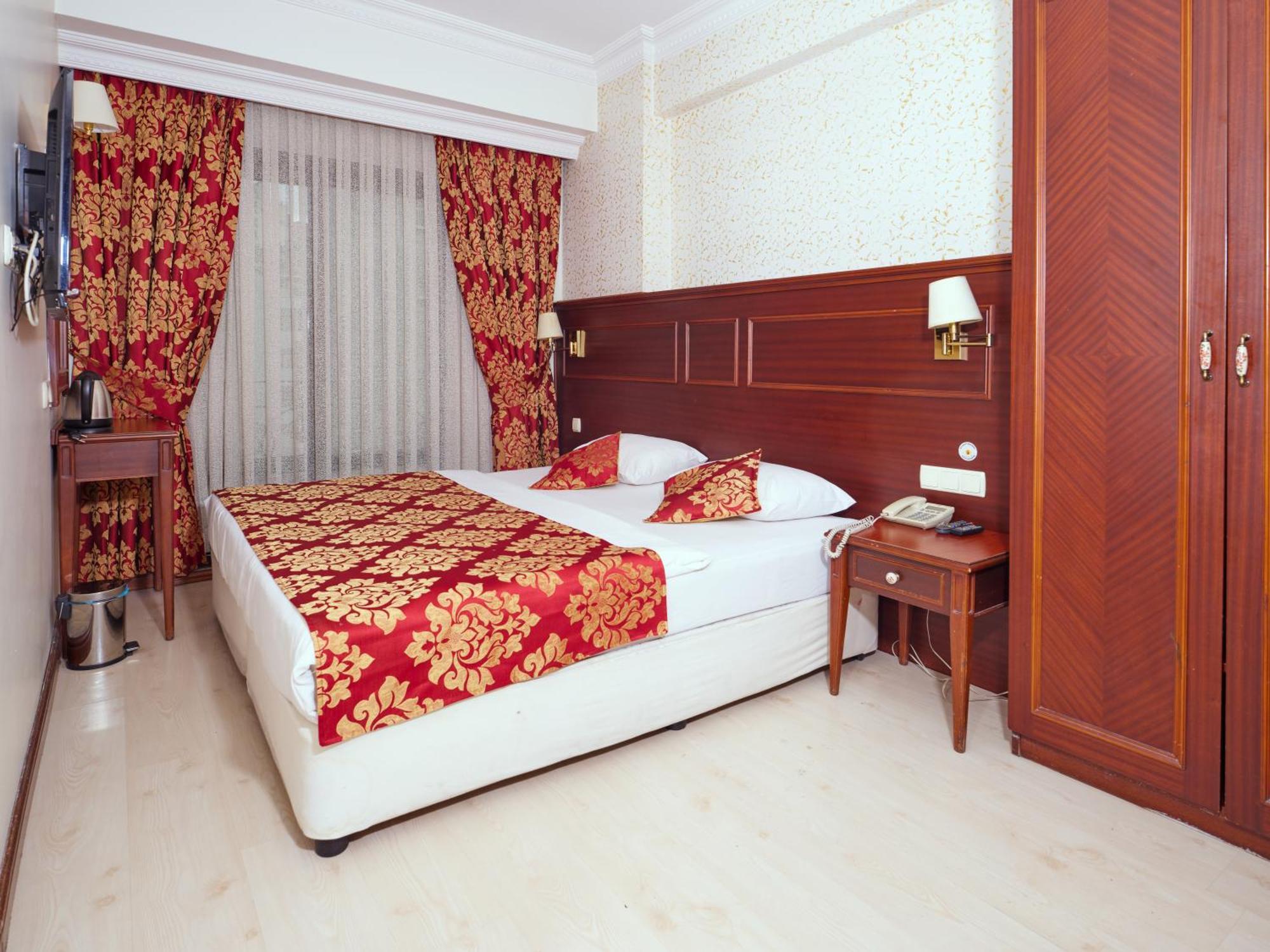 Standard Double or Twin Room