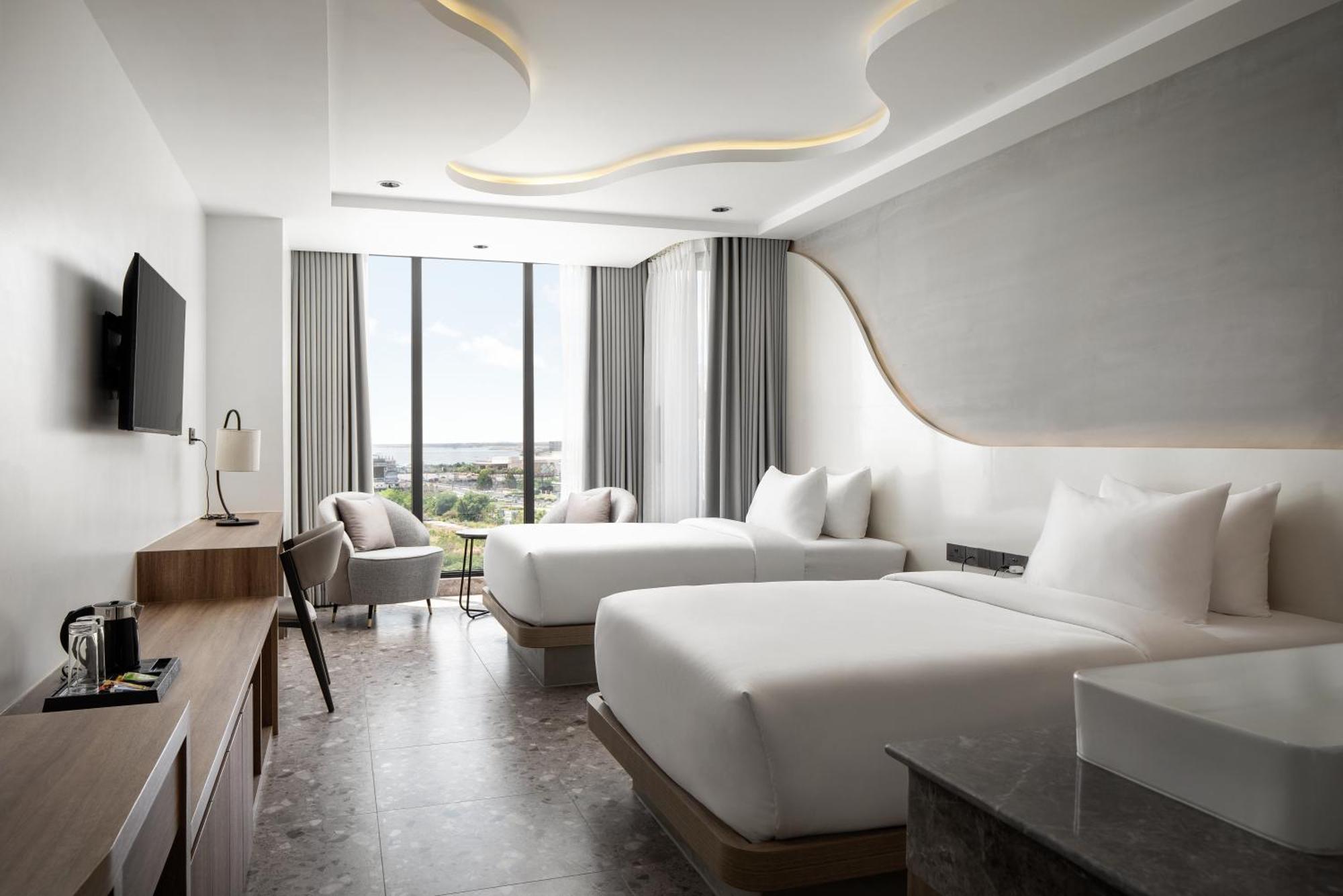 Premier Deluxe Twin Room
