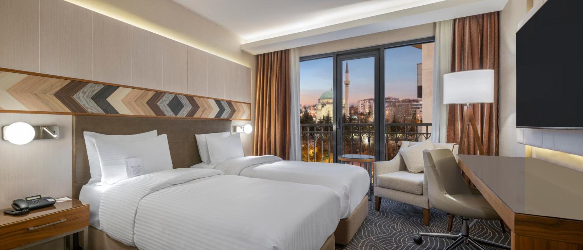 Superior Queen Room