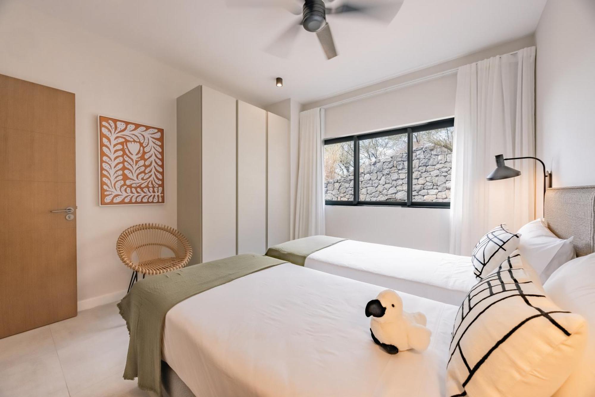 Legend Premium Suite with Oceanview & Pool