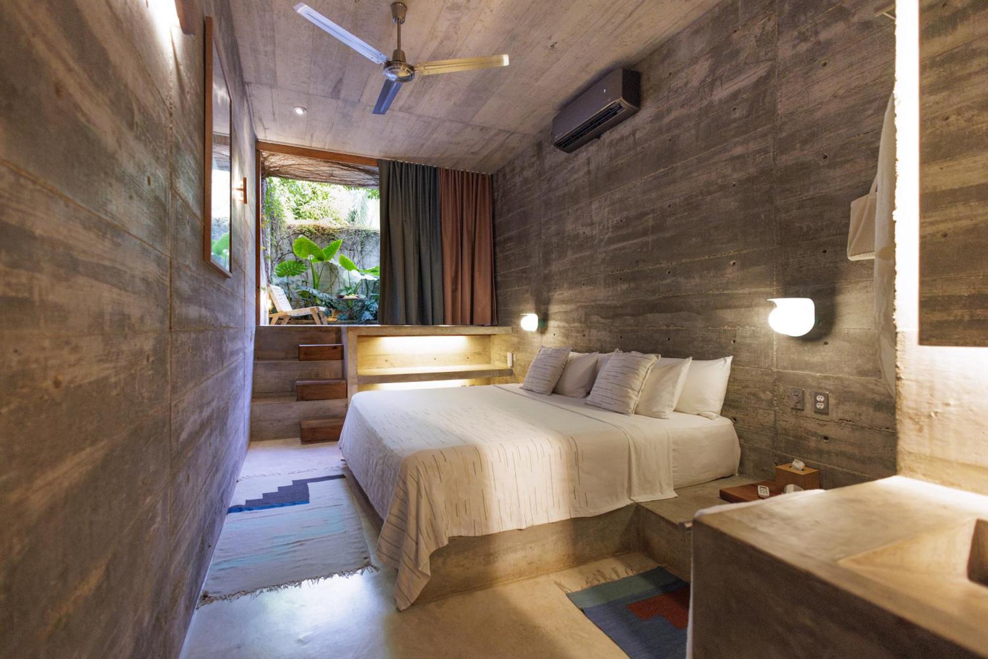 Suite with Garden View