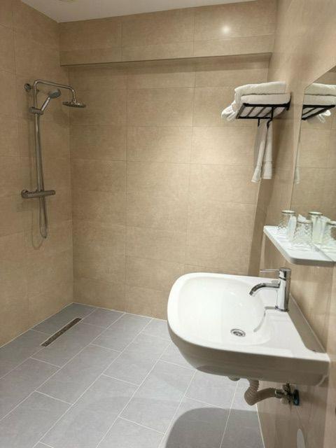 Premium Quadruple Room