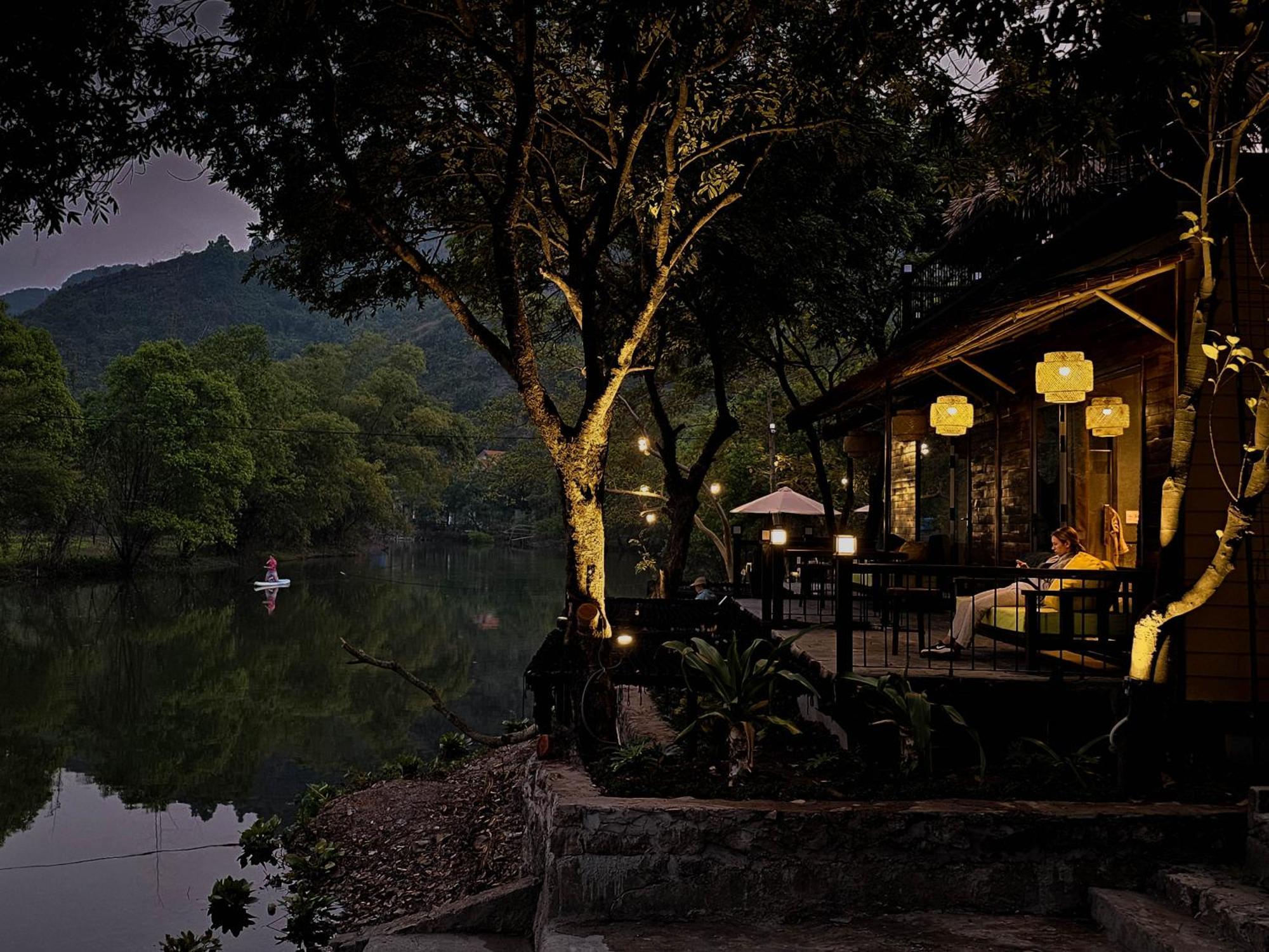 Deluxe Bungalow with River View