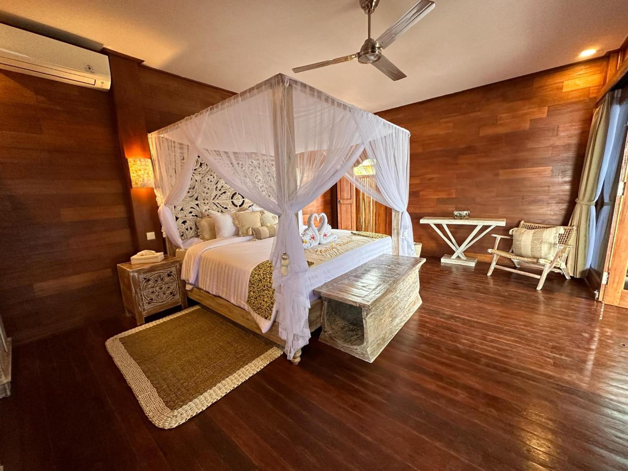 King Suite with Ocean View