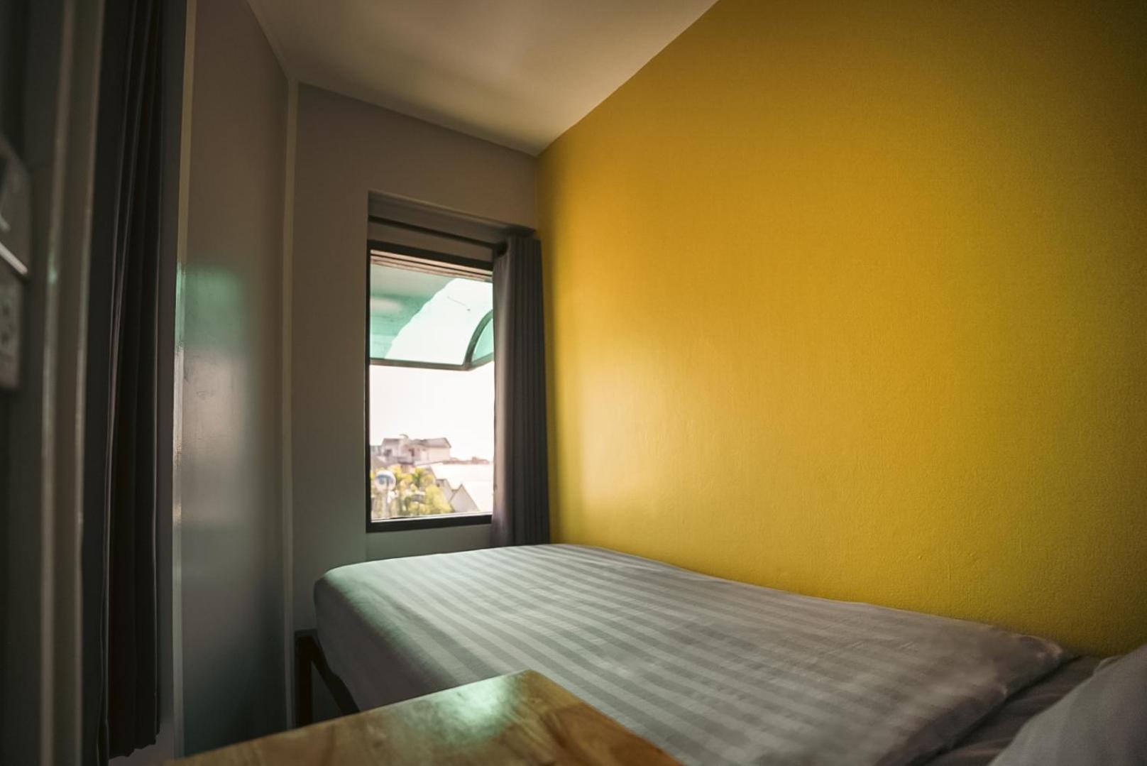 6-Bed Mixed Dormitory Room
