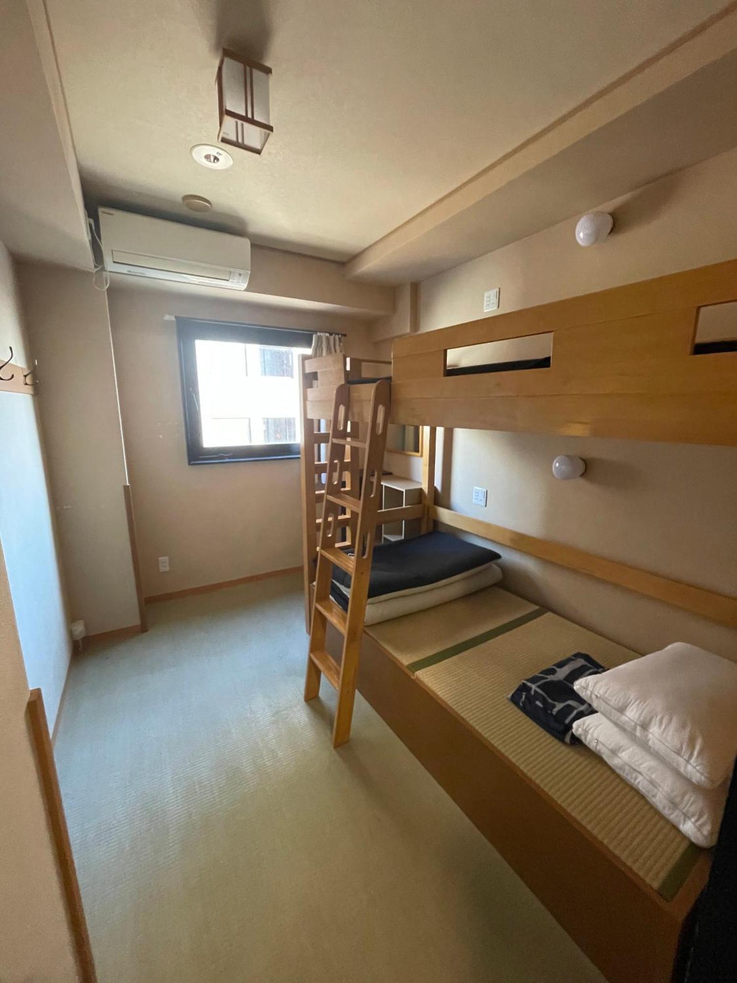 Economy Twin Room