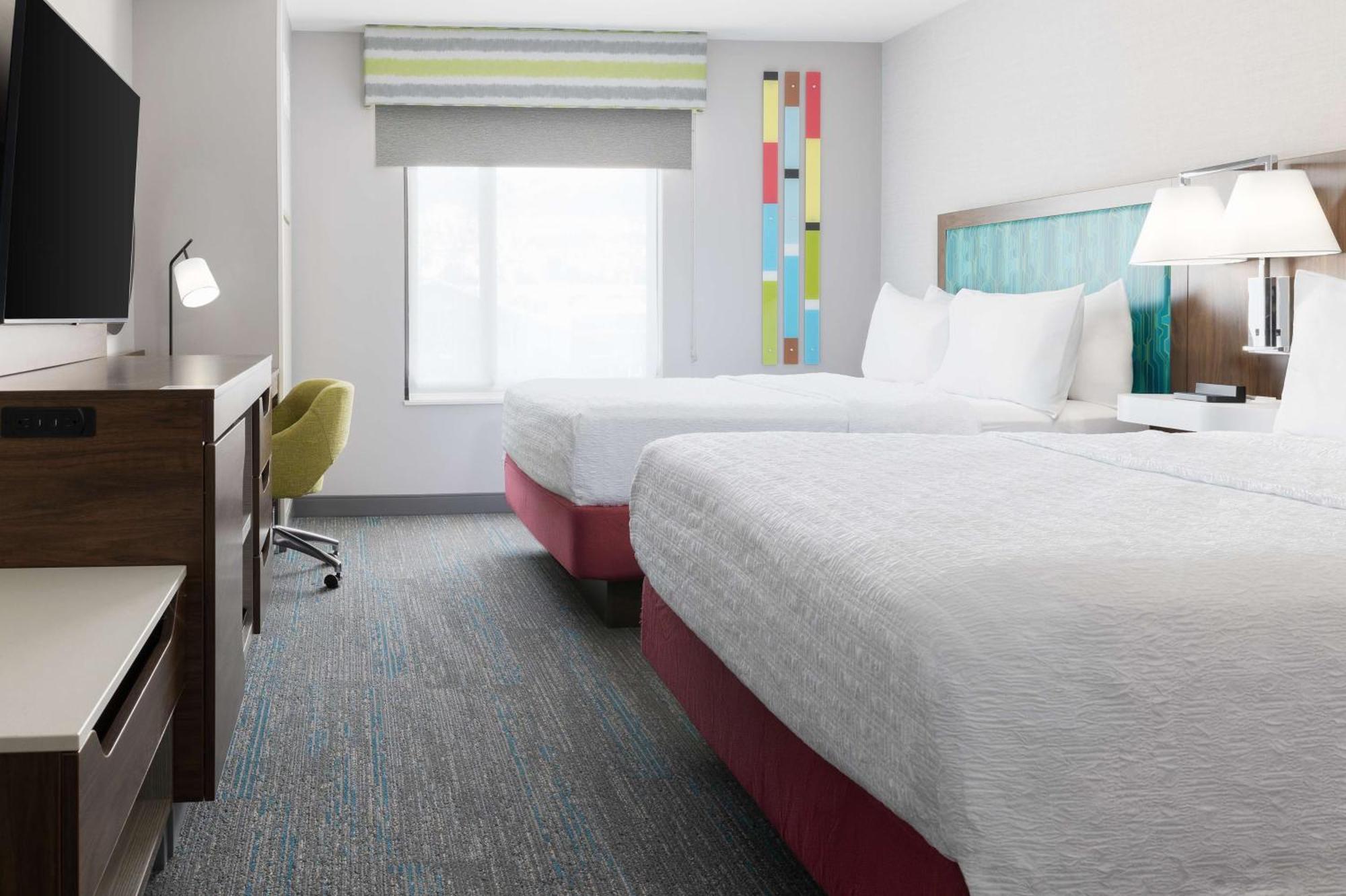 Queen Room with Two Queen Beds and Mobility Accessible Tub