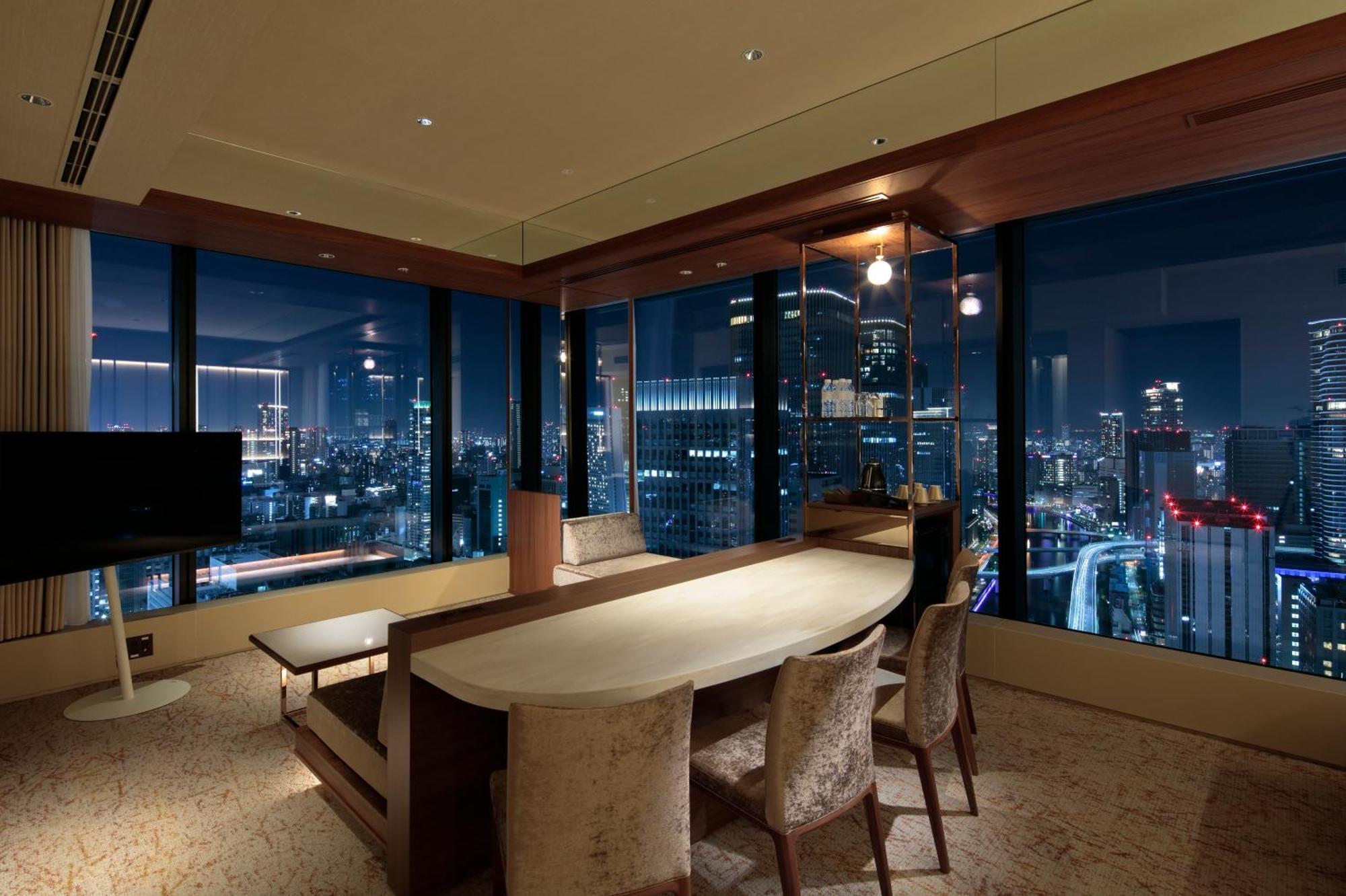 Suite with Sofa Bed and Open-Air Bath
