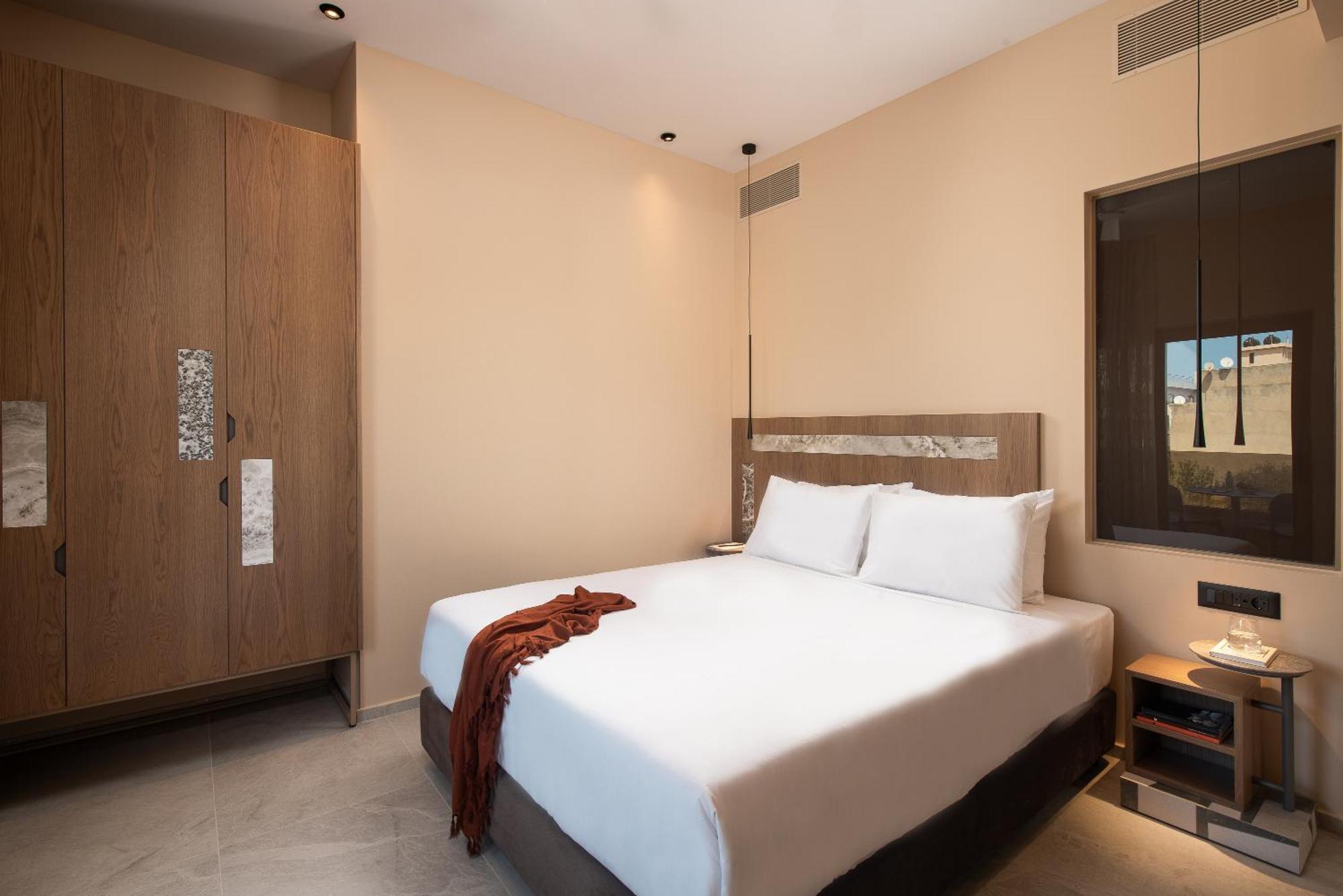 Deluxe Double Room with Pool View