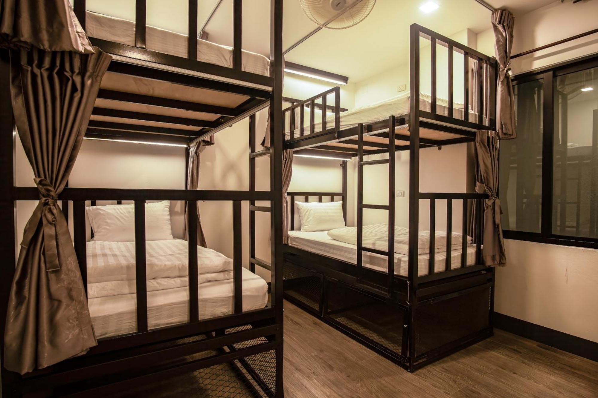 Bed in 4-Bed Mixed Dormitory Room