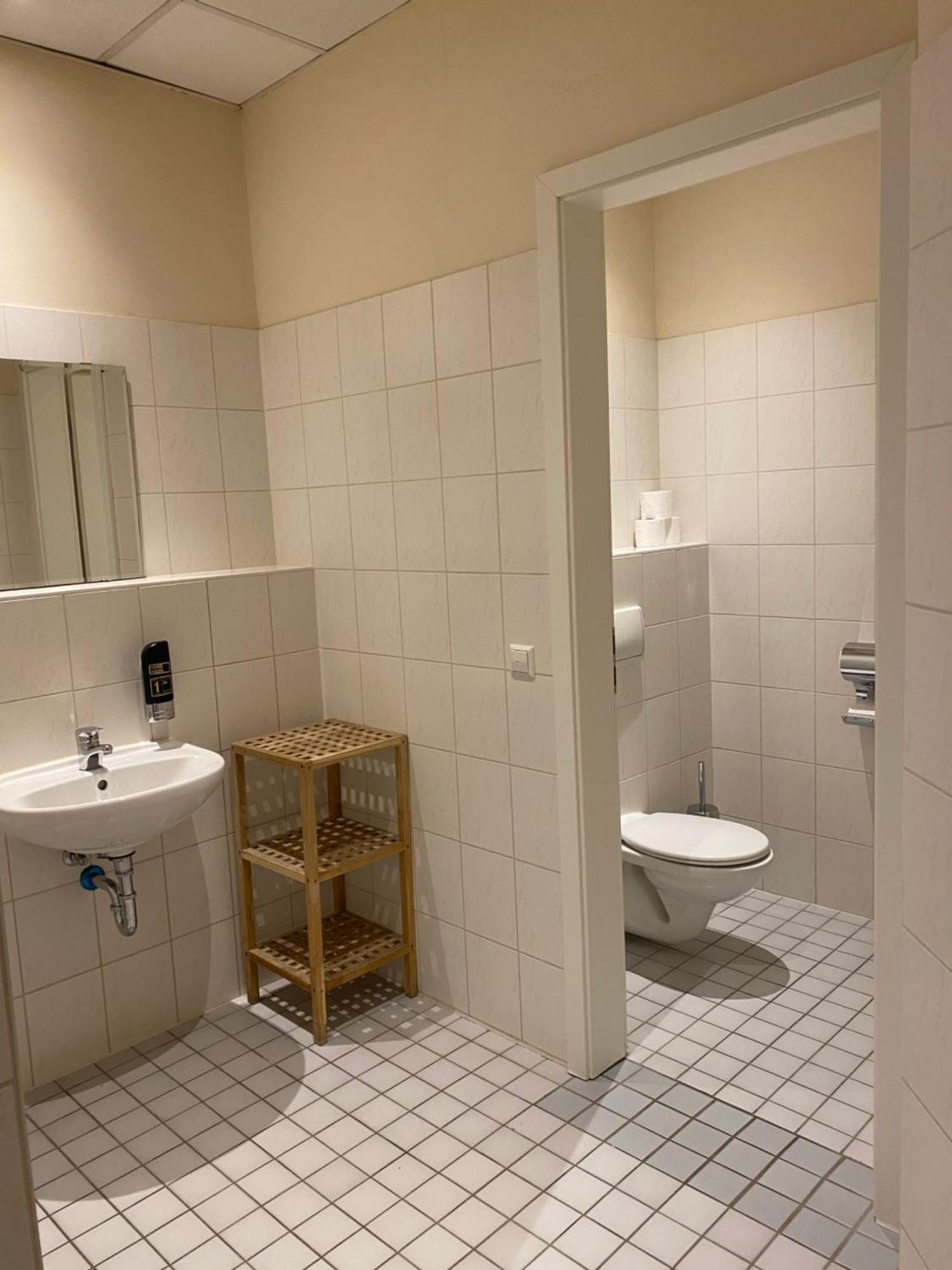 6-Bed Mixed Dormitory Room