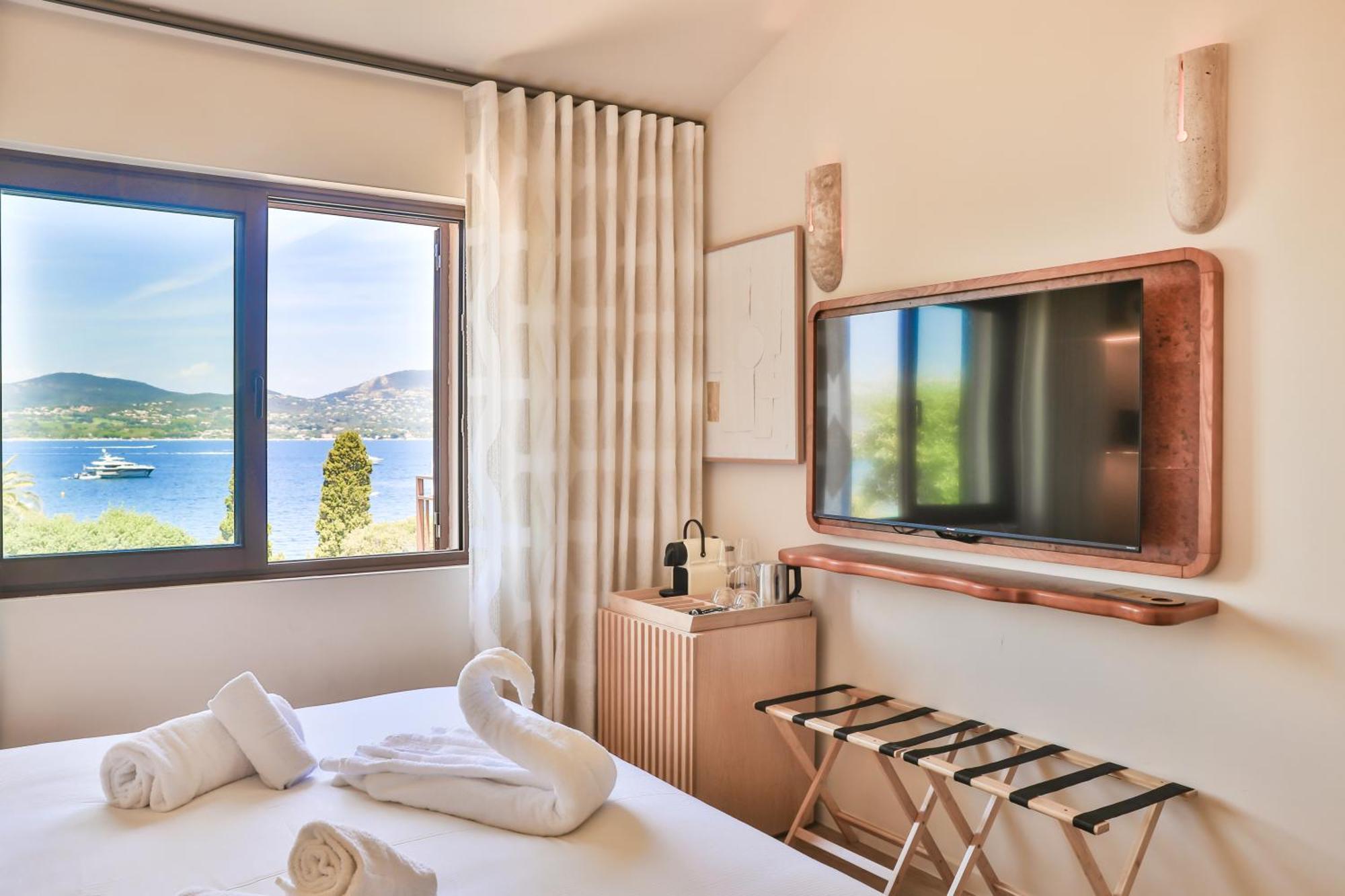 Standard Double Room with Sea View