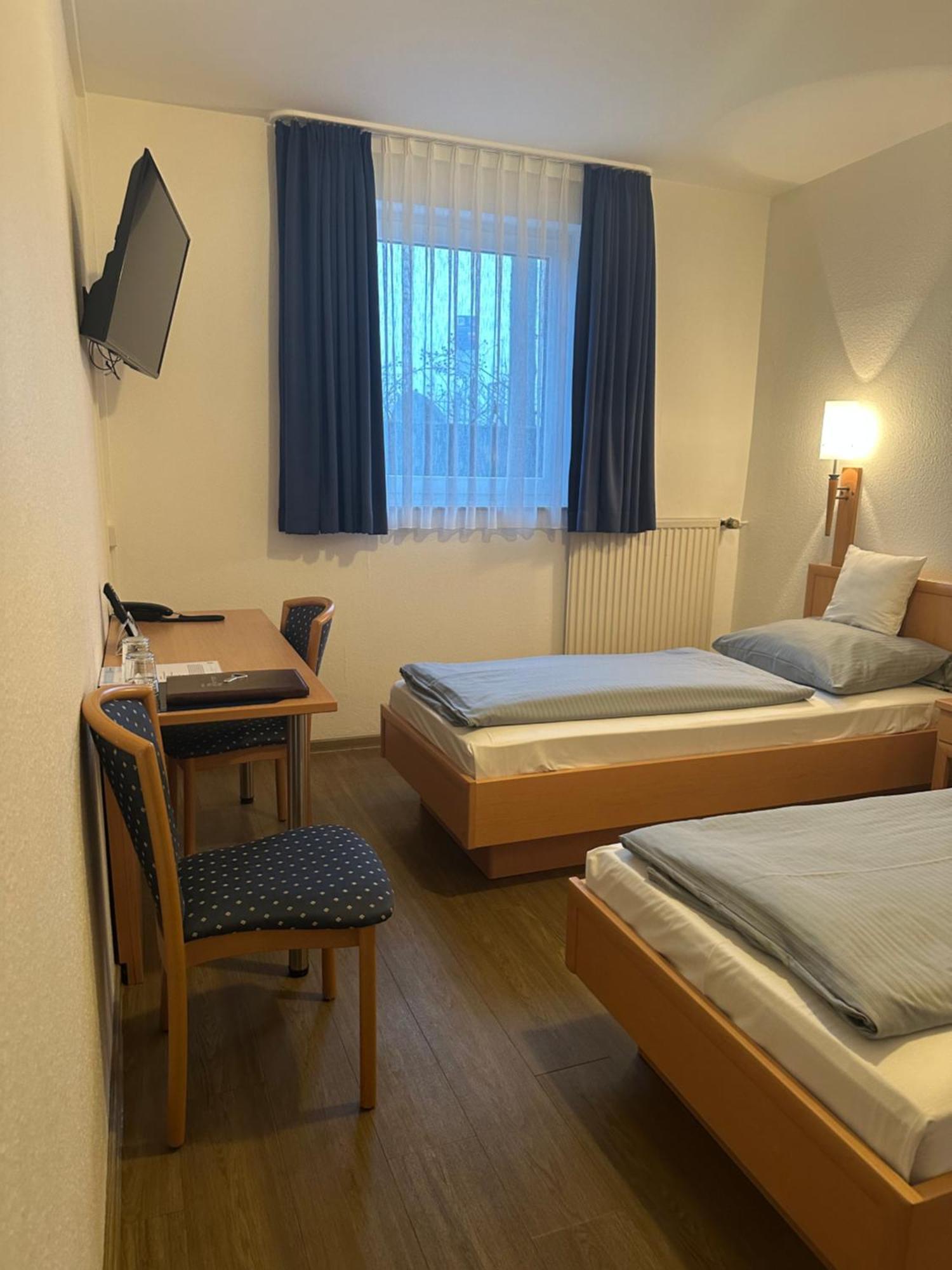 Economy Twin Room