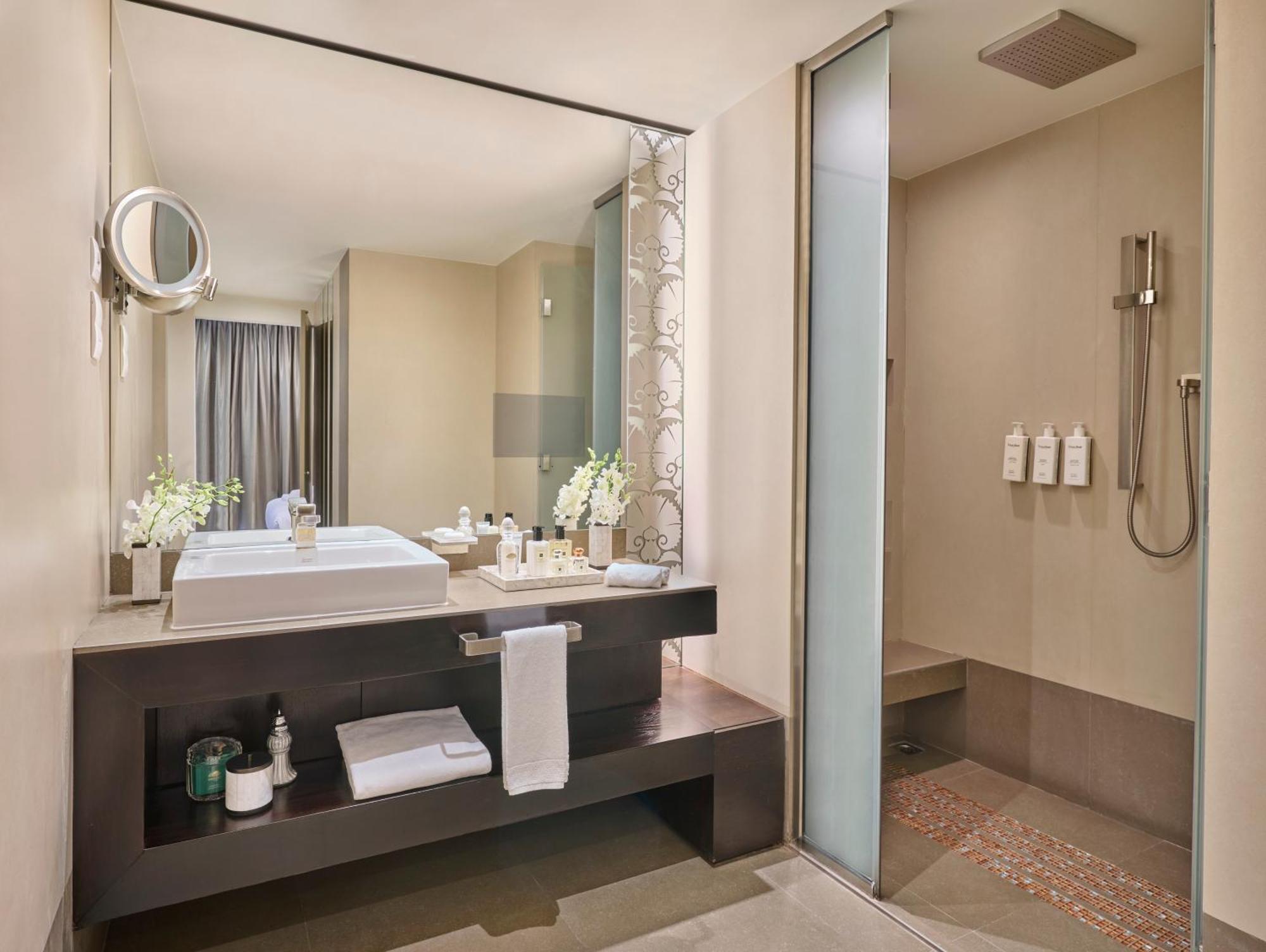 One Bedroom Suite Twin
