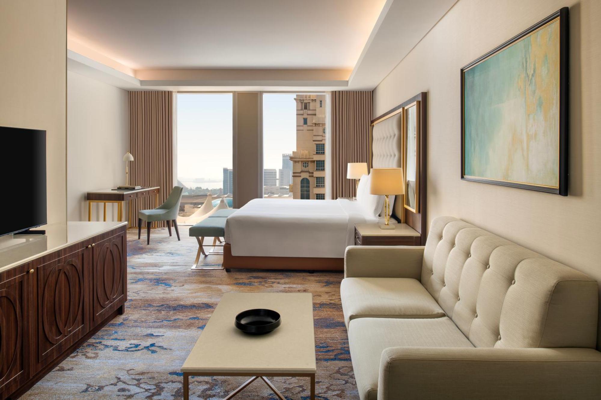 Junior Suite 1 King