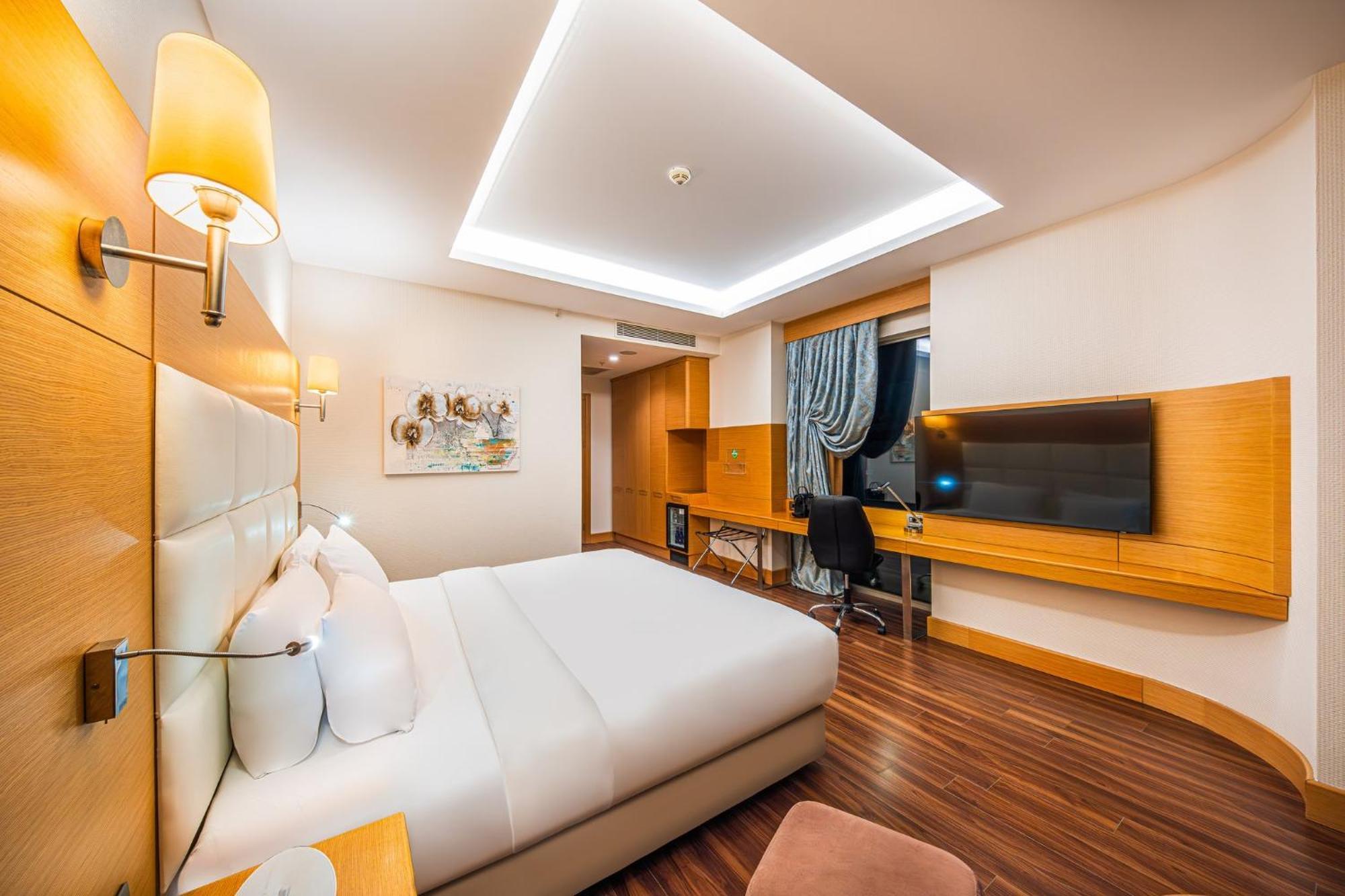 Premium Room