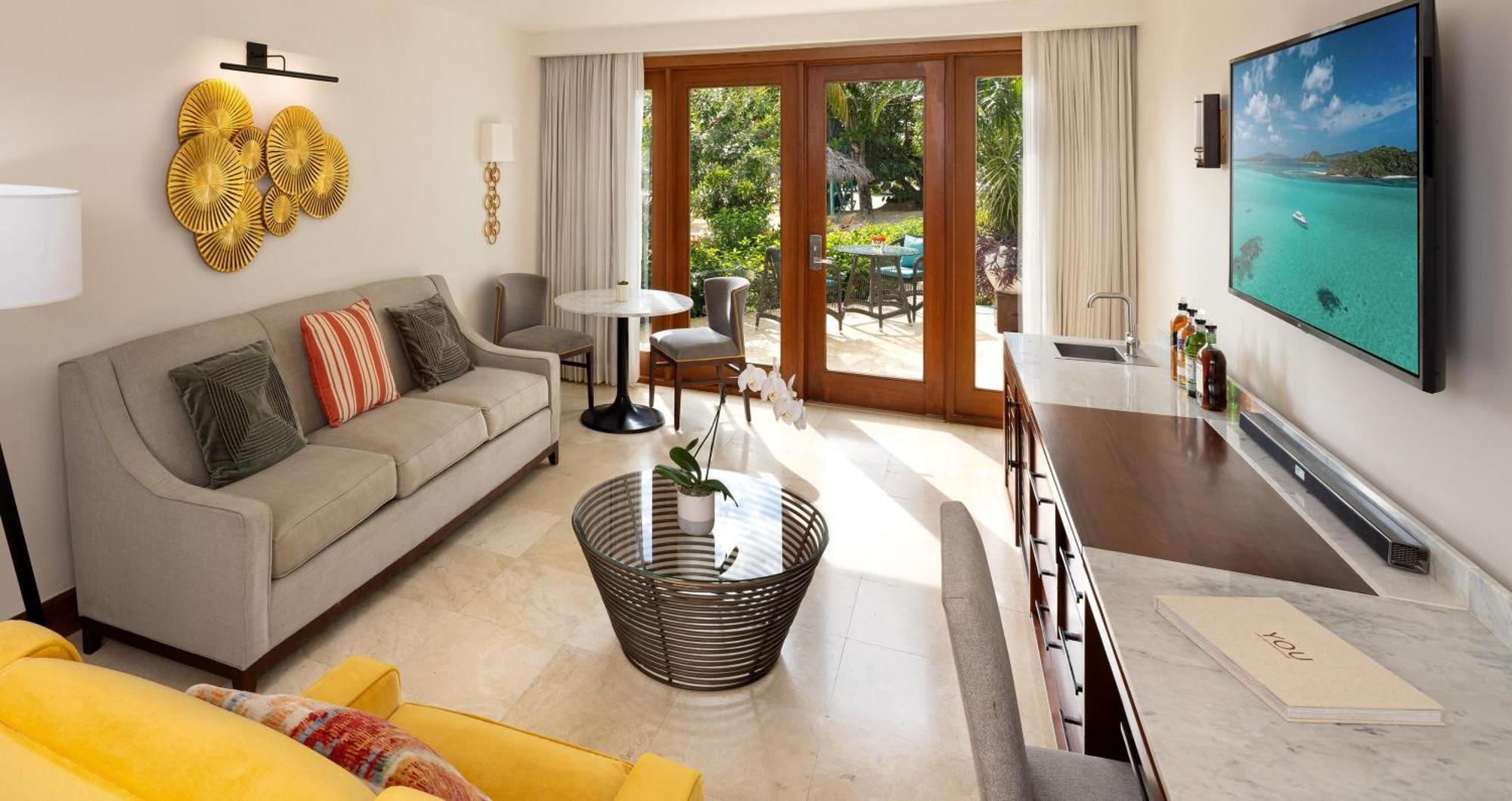Honeymoon Beachfront Two Story One Bedroom Butler Villa Suite Tranquility Soaking Tub