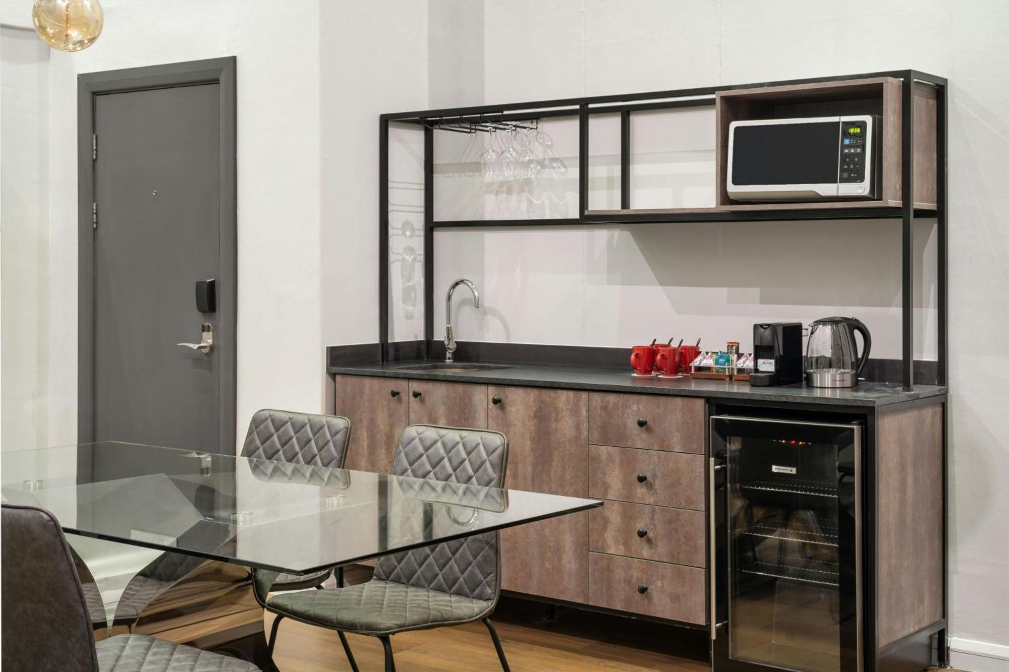 2 Bedroom Bi-level Loft