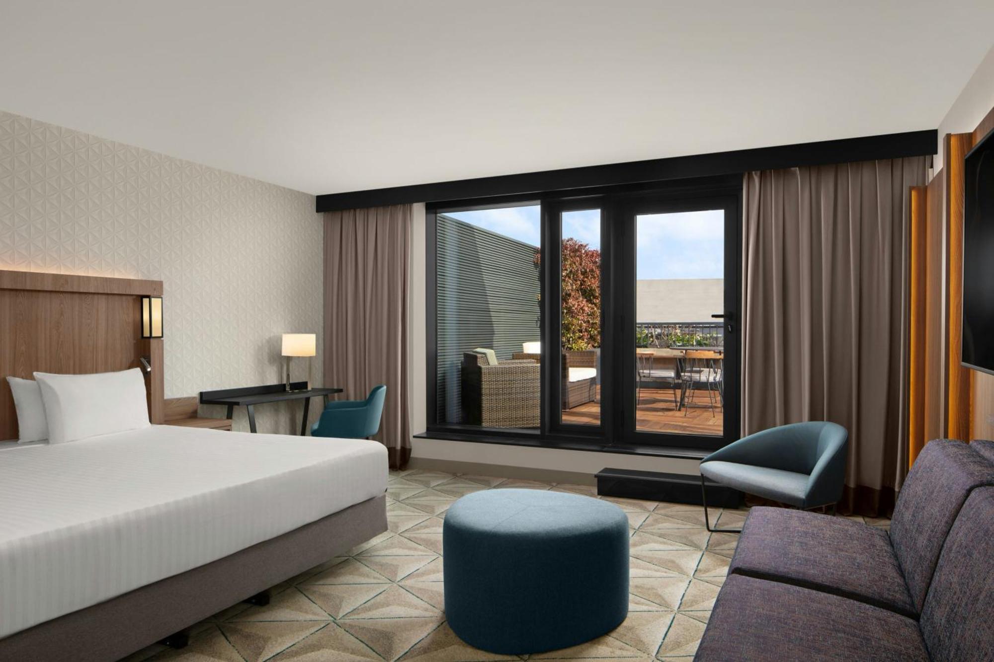 Parisian Suite
