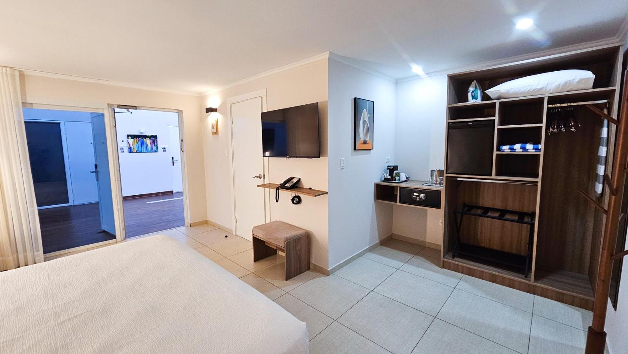 King Room with Sofa - Adults Only/Non-Smoking