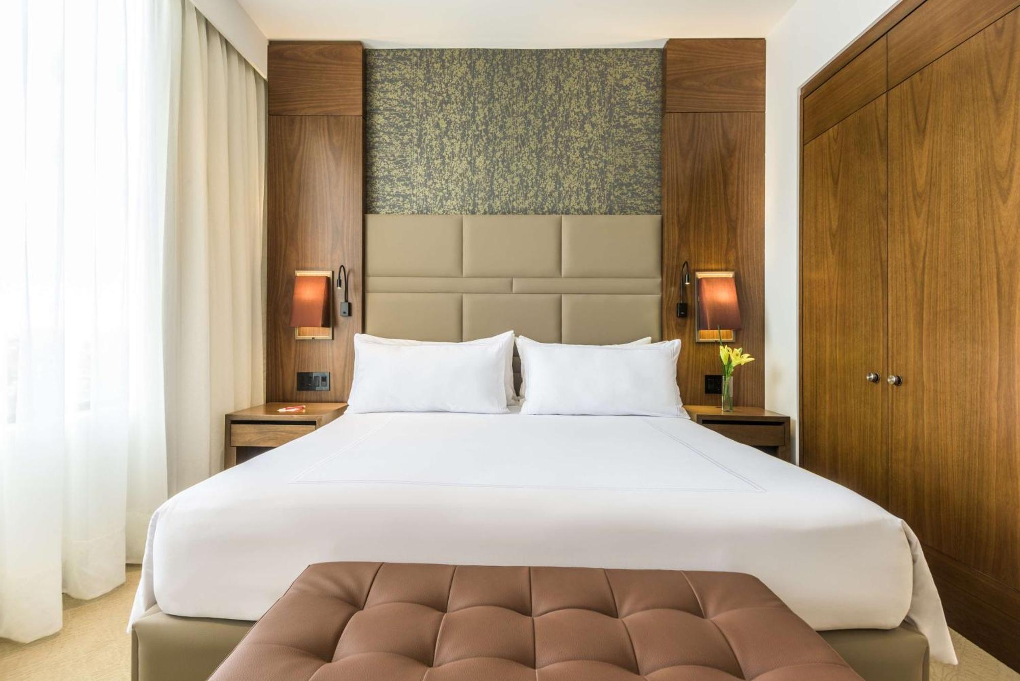Suite with View with Extra Bed (2 Adults + 1 Child)