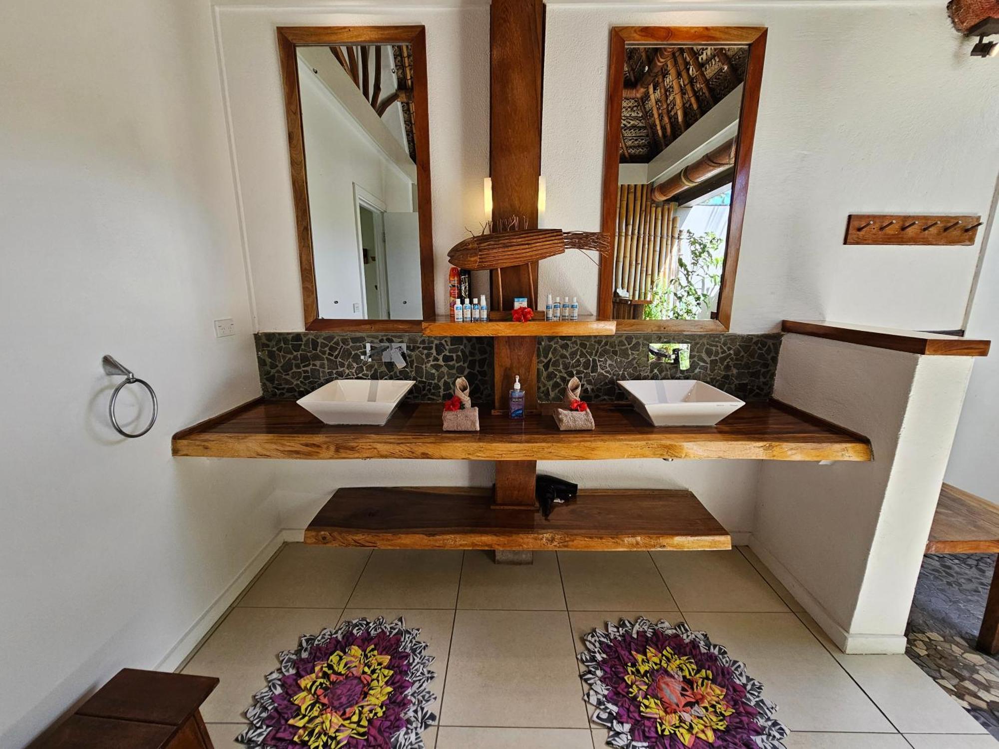 Two bedroom Villa - Beach Front
