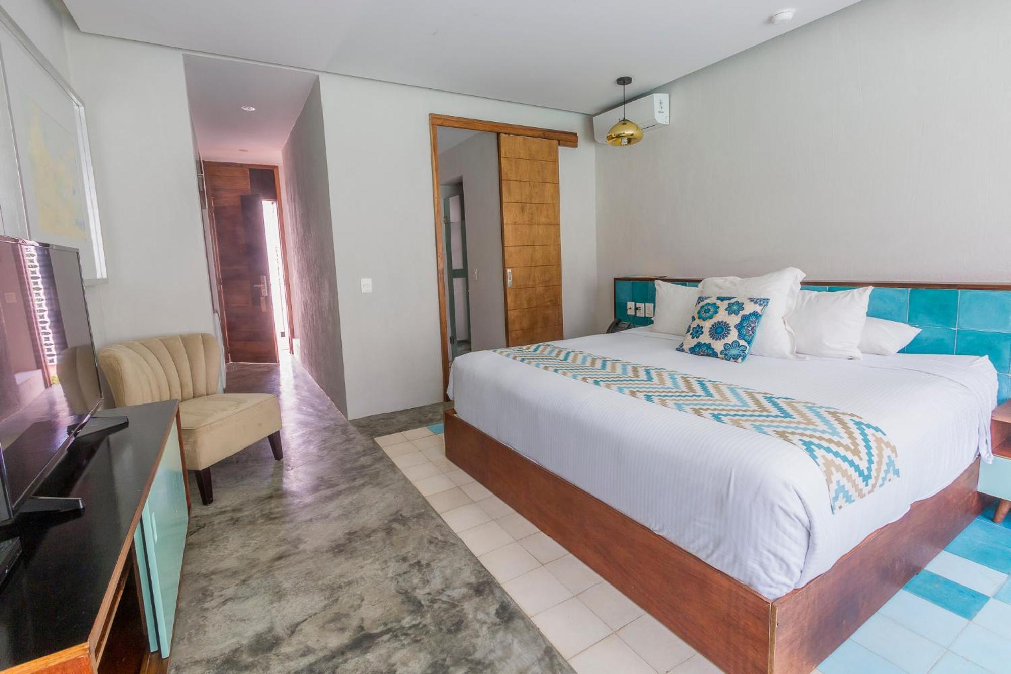 Suite with Balcony