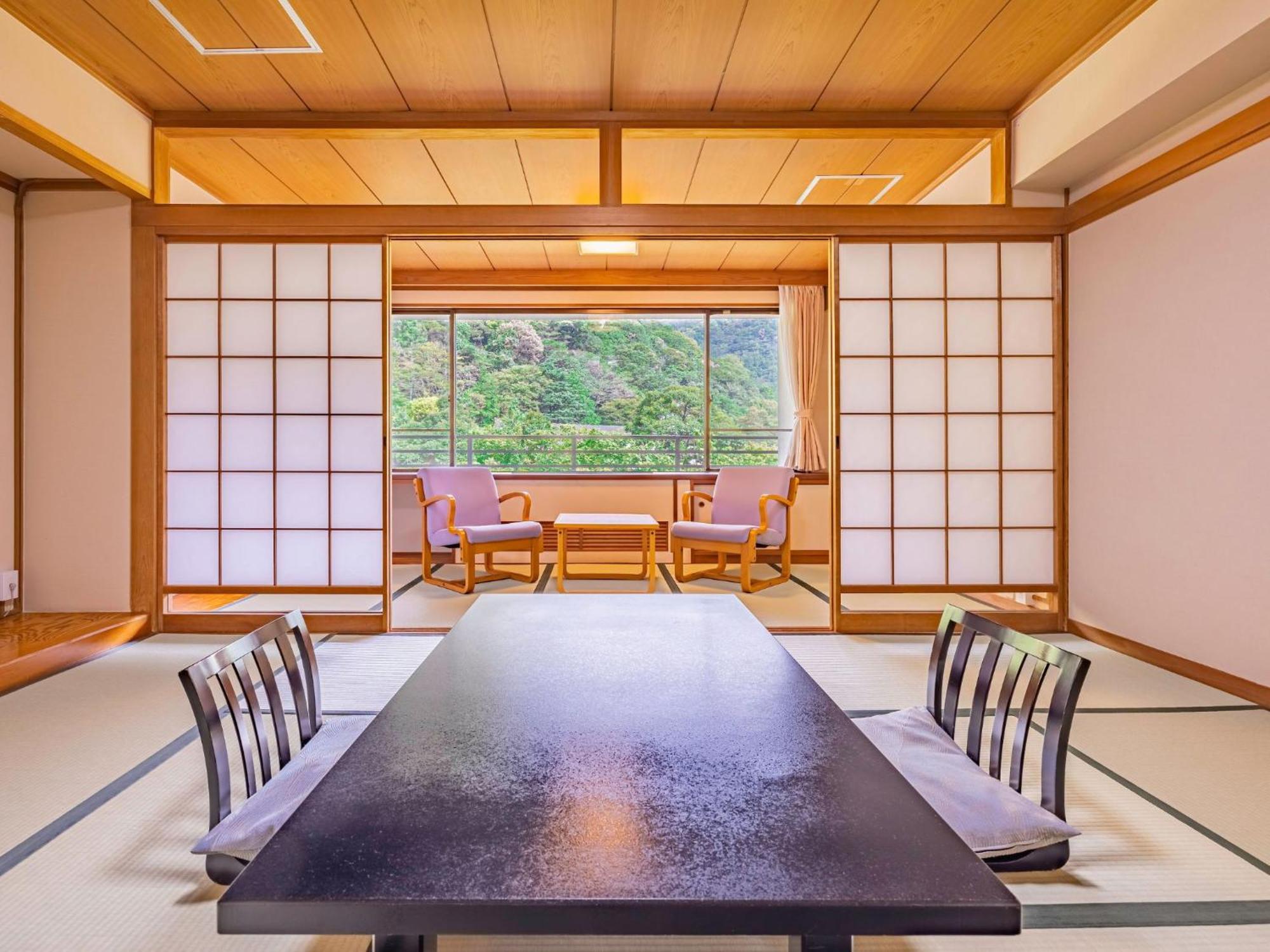 Japanese-Style Room