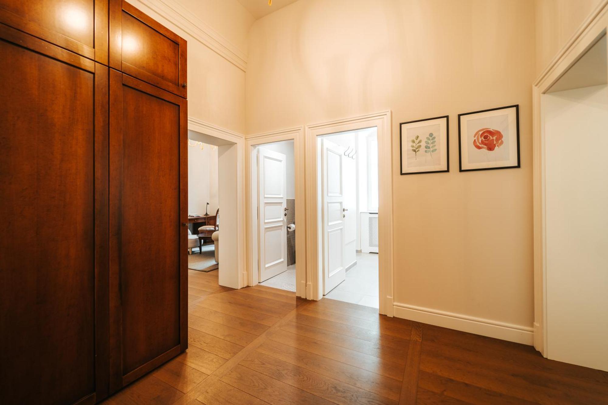 Deluxe Family Room
