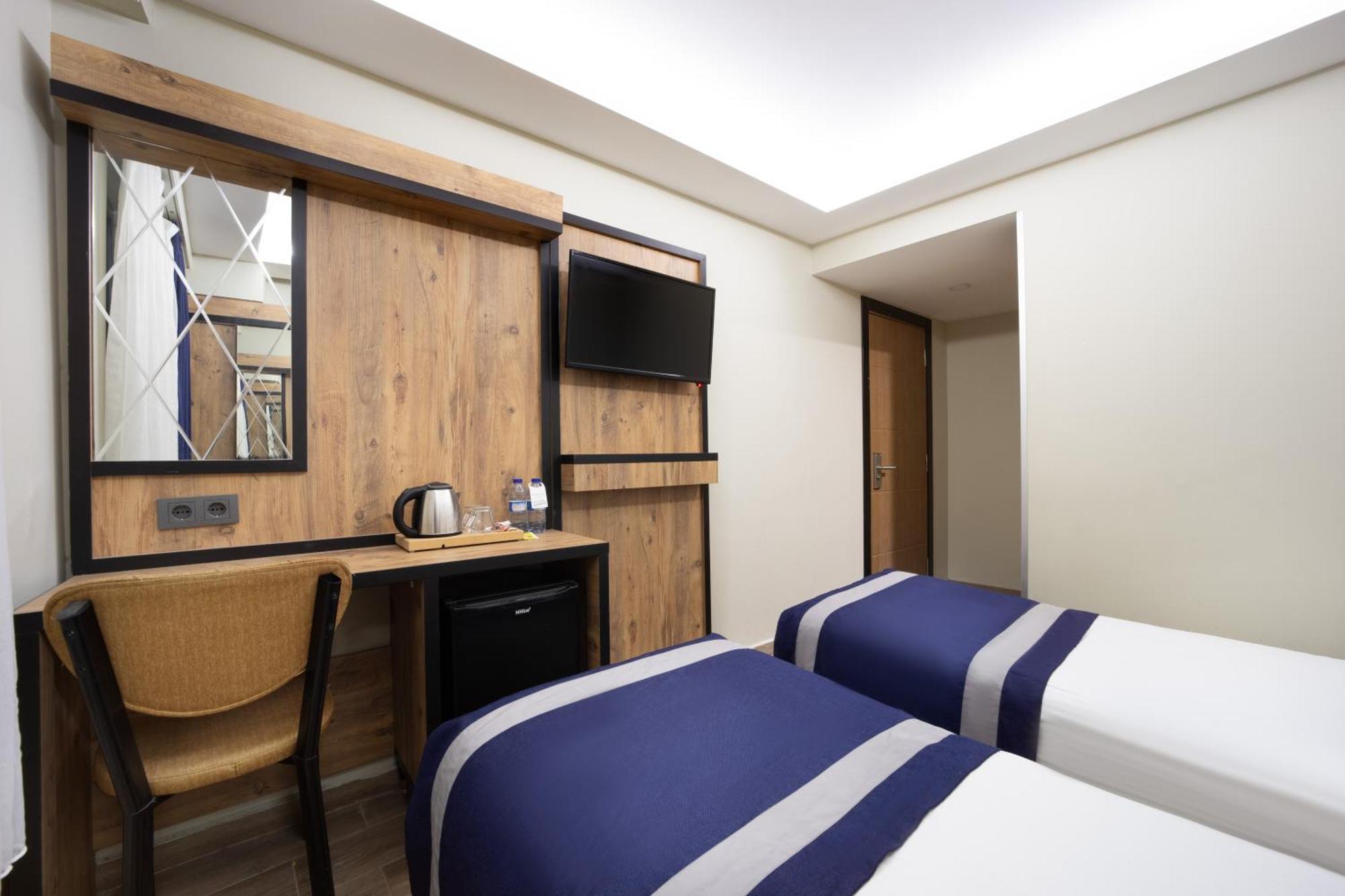 Budget Double Room - Basement Floor